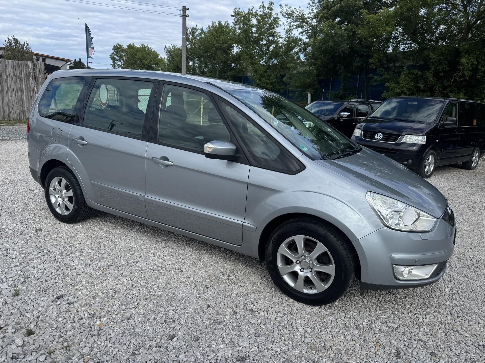 Ford Galaxy, 2.0-16V(107KW)7SEDAČEK - fotka 6