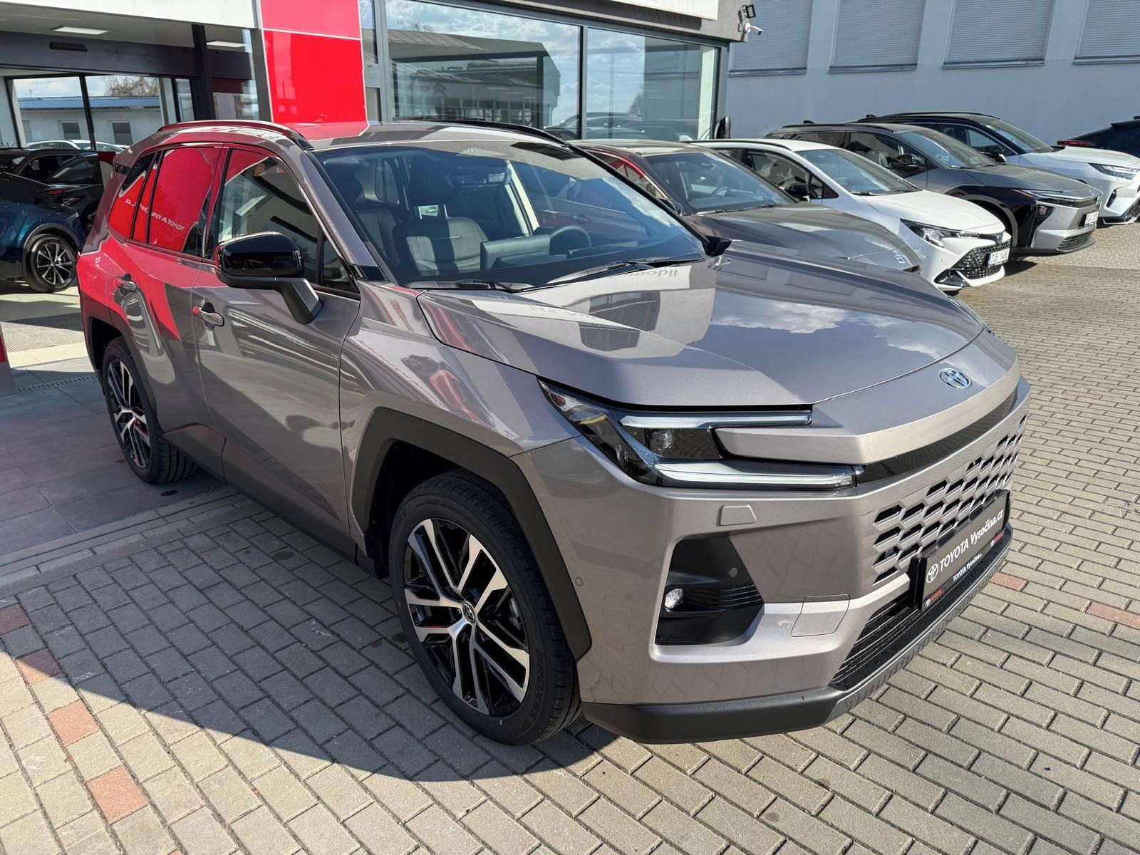 Toyota Rav4, 2.5PHEV 309PS4x4 ExecutiveSky - fotka 3