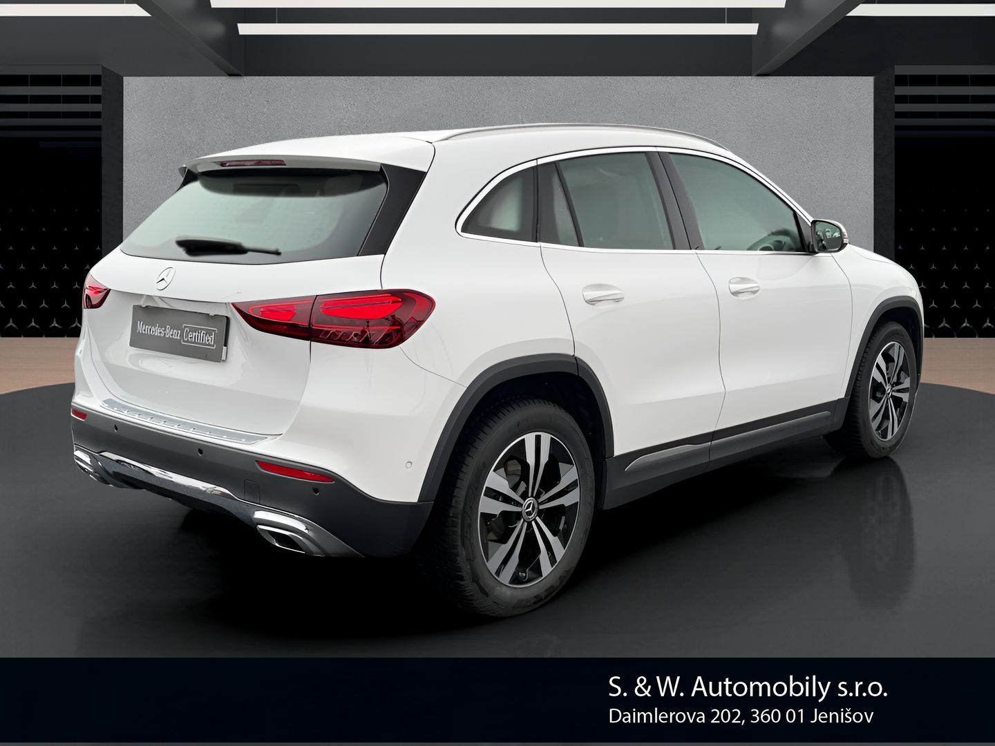 Mercedes-Benz GLA, GLA 180 d - fotka 5
