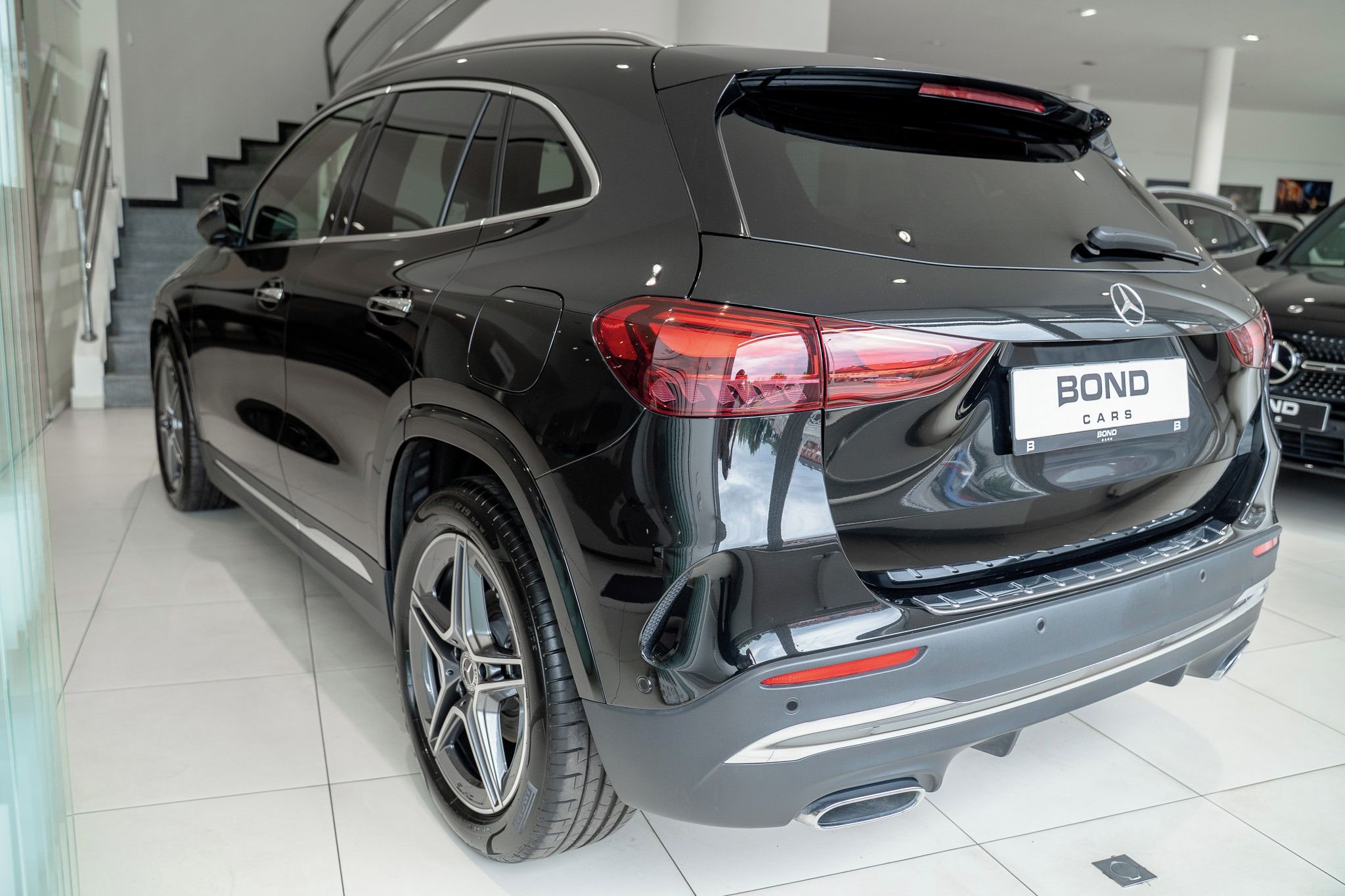 Mercedes-Benz GLA, 200 d 4M/AMGPREMIUM/360/DIS/ES - fotka 4