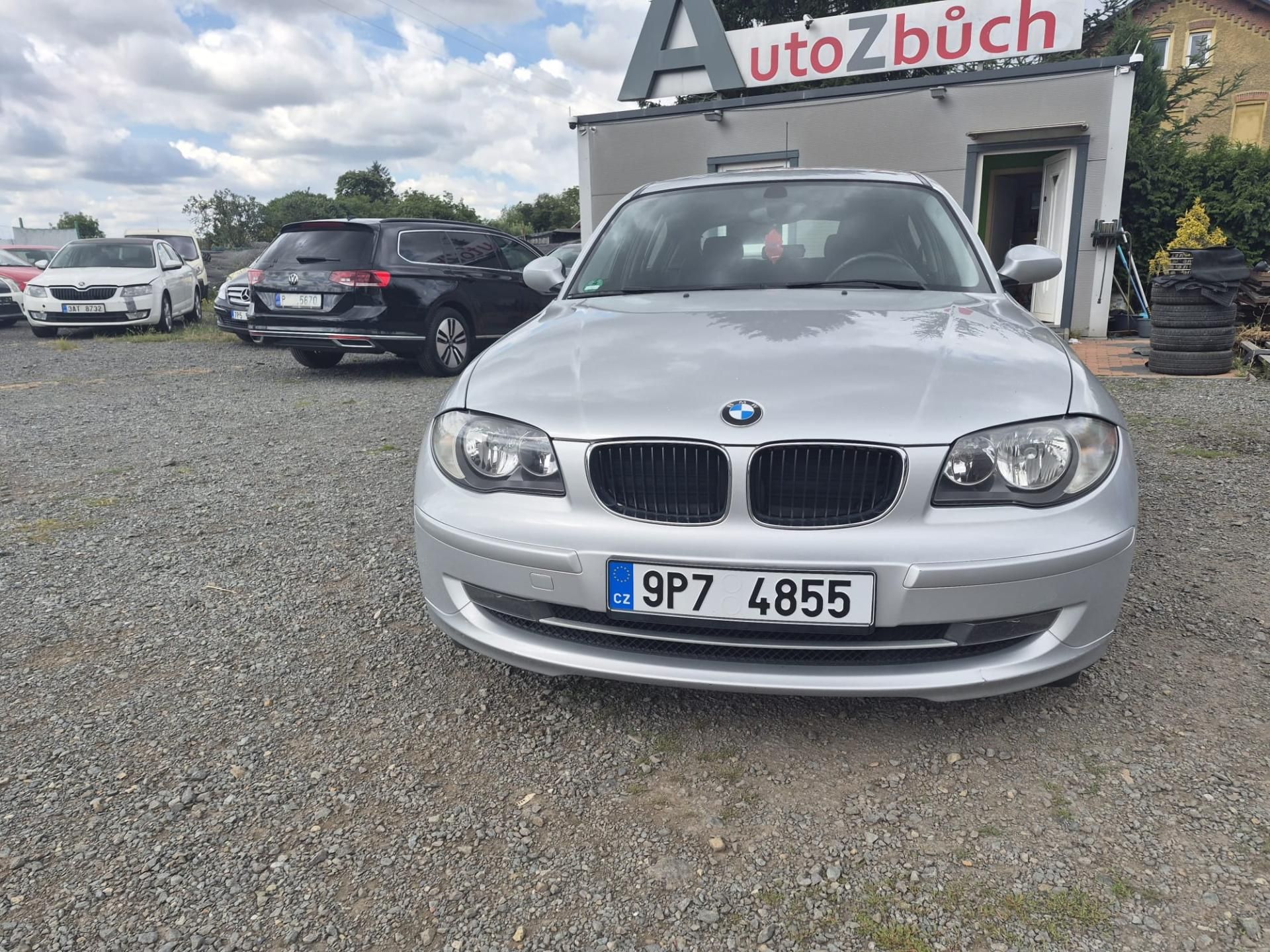 BMW Řada 1, 116i, 90 kW, ALU - fotka 6