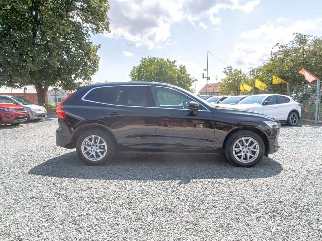 Volvo XC60, 2.0D 140KW mat – NAVI - fotka 4