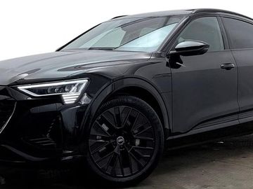 55 Sportback Q 360 Matrix Pano