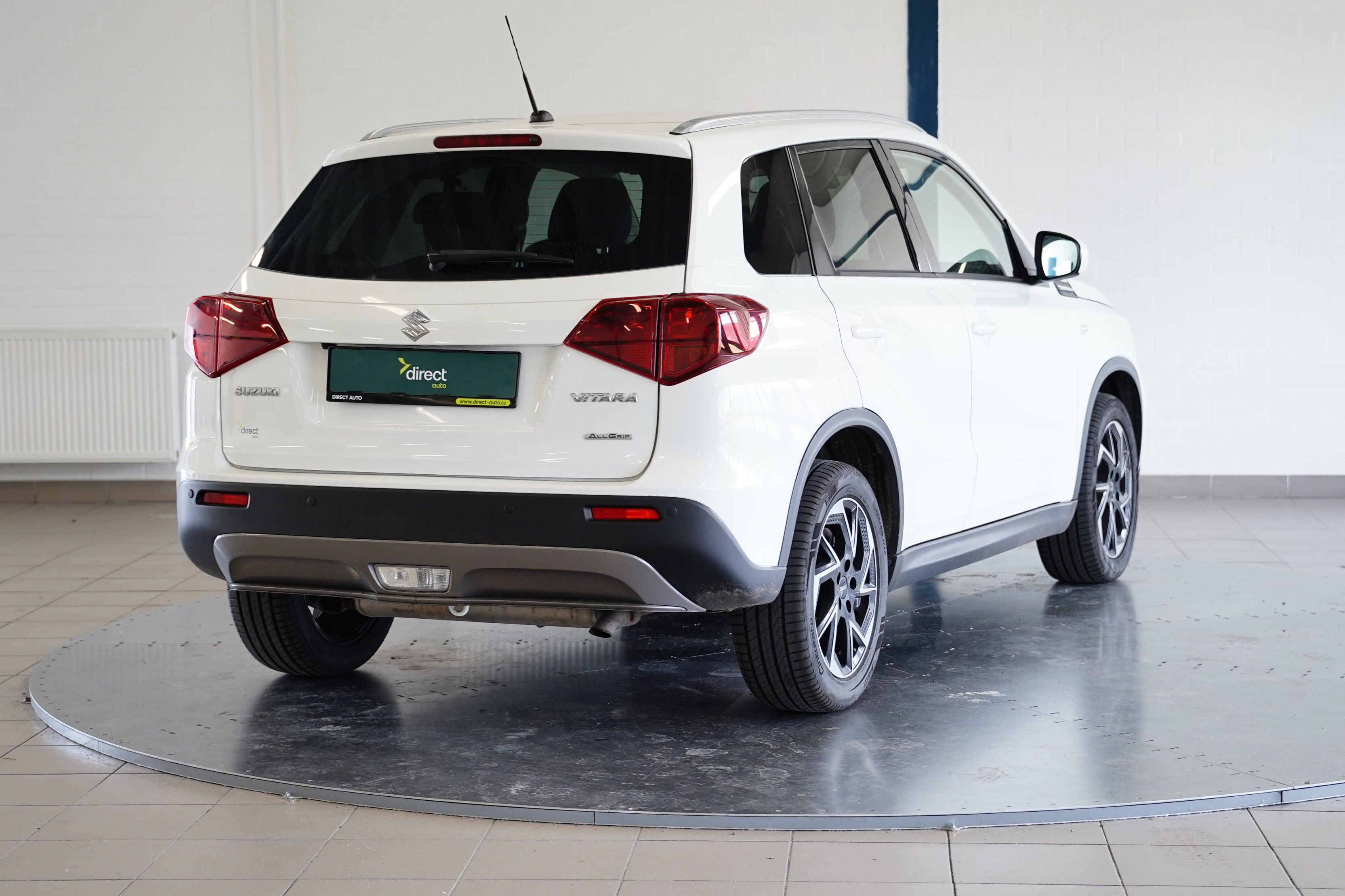 Suzuki Vitara, 1.4 BoosterJet 103 kW Allgrip - fotka 2