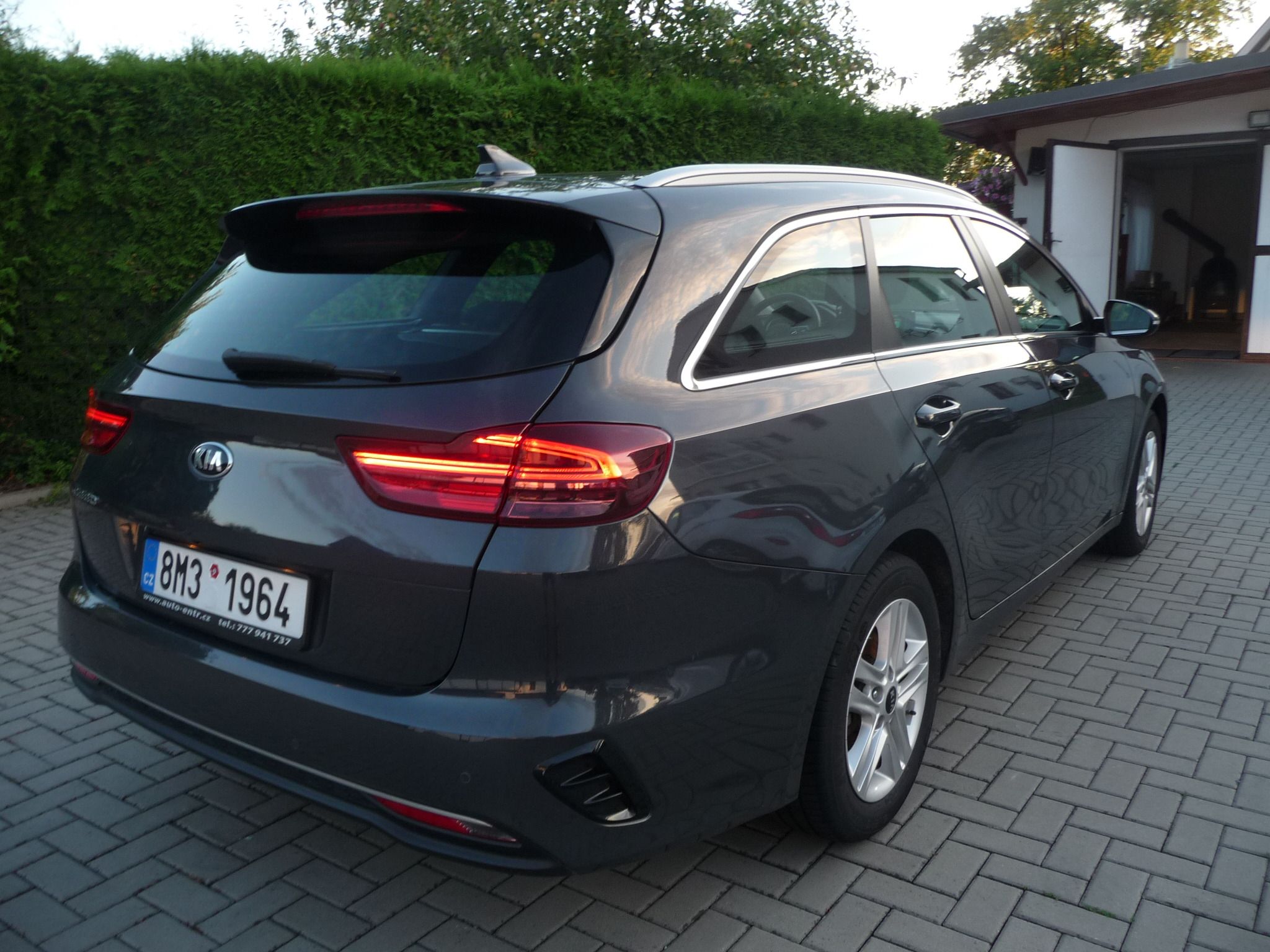 Kia Cee´d, 1.0 T-GDi 88kw DynamicLine - fotka 4