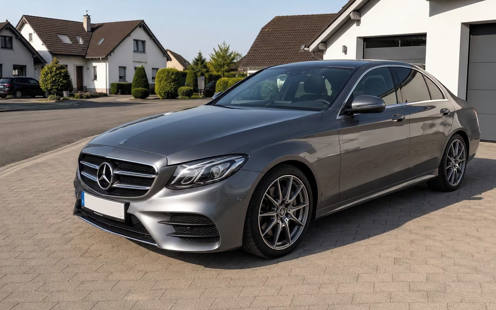 Mercedes-Benz Třídy E, Mercedes-Benz E 220 d AMG Line