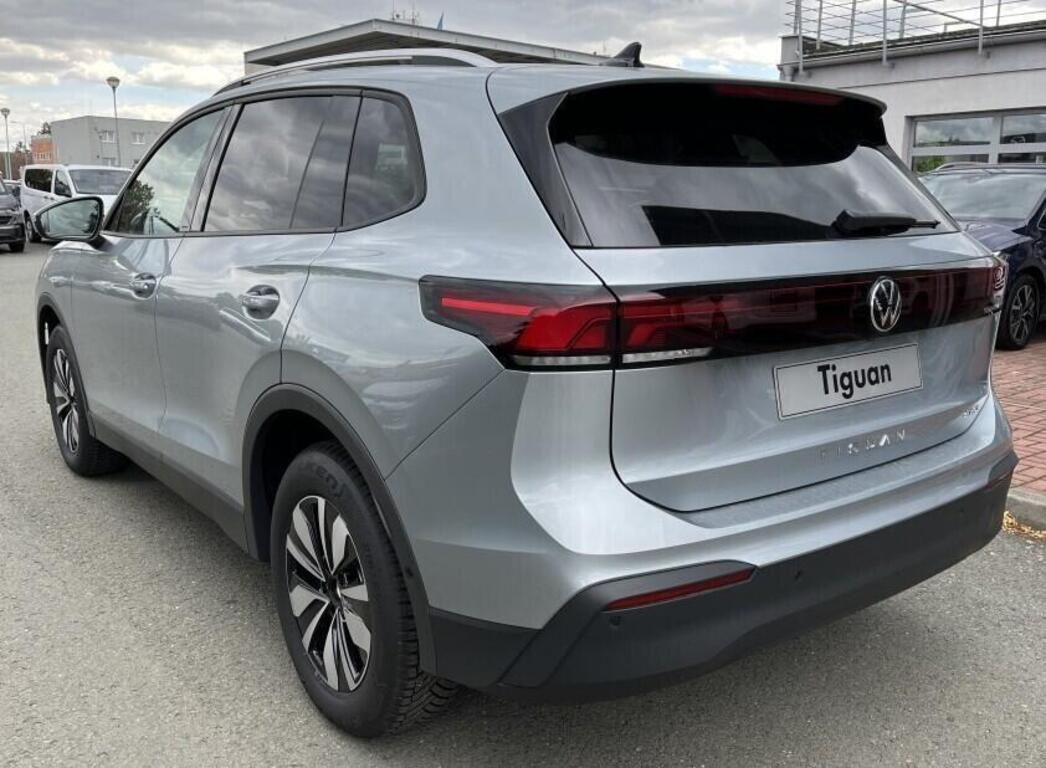 Volkswagen Tiguan, Love 1,5 eTSI mHEV 1,5 eTSI 11 - fotka 3