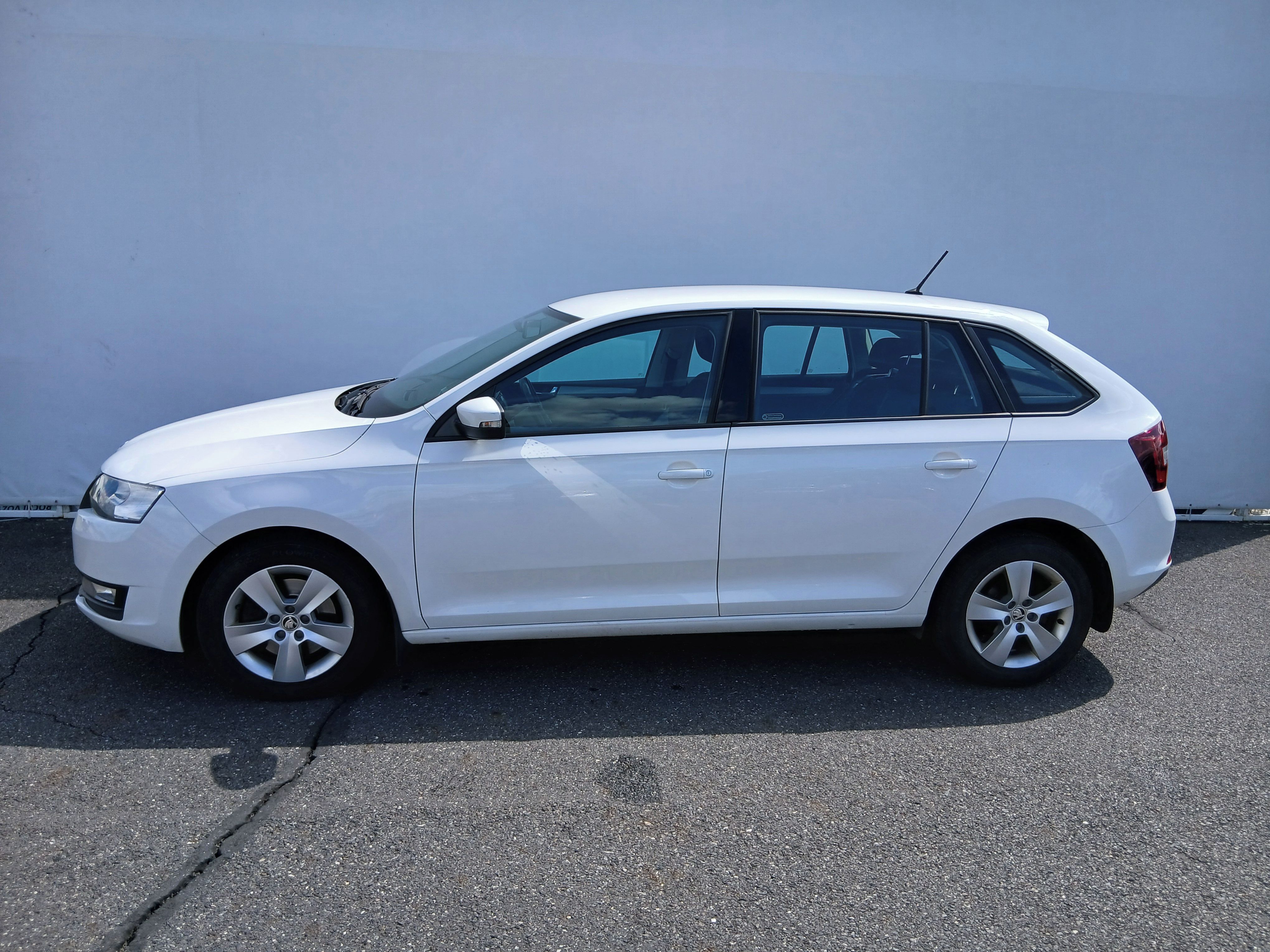 Škoda Rapid, 1.6 TDI 85 KW Ambition - fotka 6