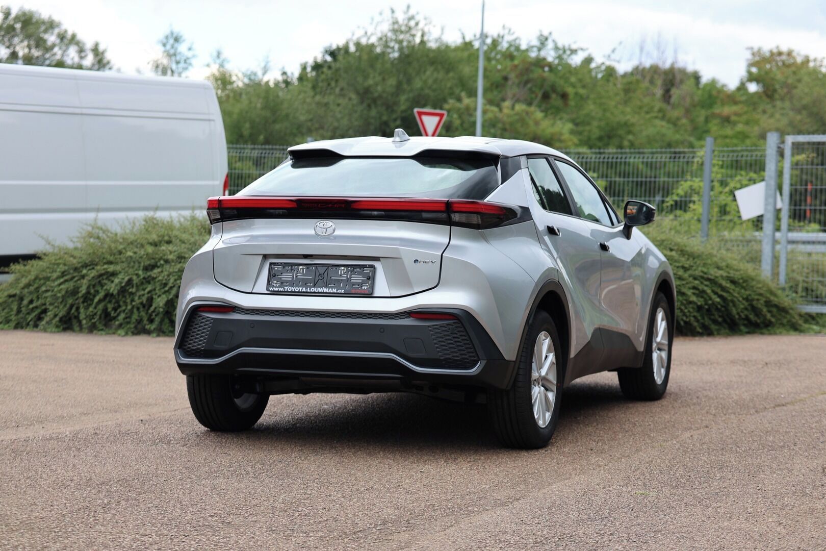 Toyota C-HR, 1.8. Hybrid Comfort Business - fotka 6