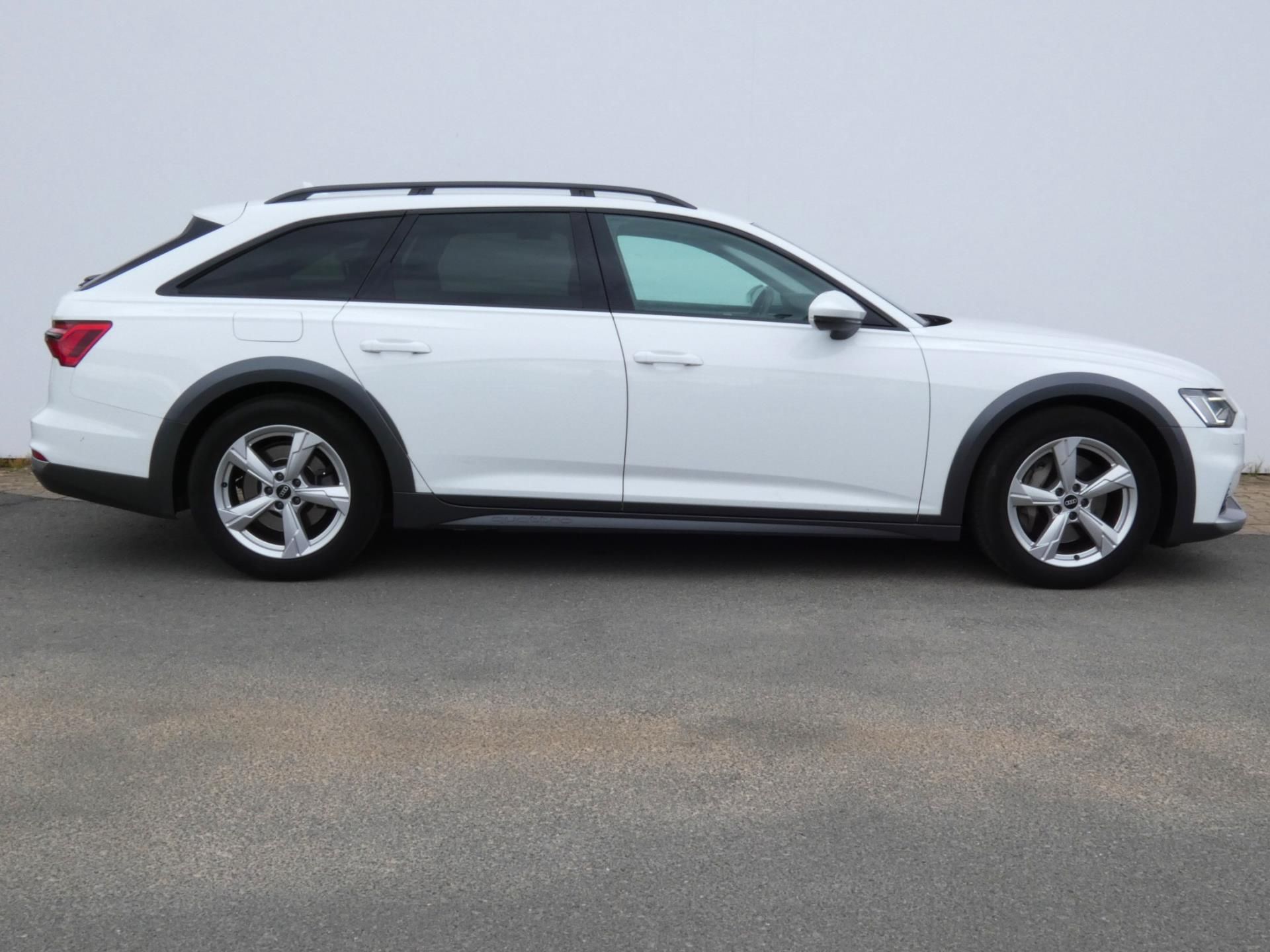 Audi A6 allroad, 50 TDI - fotka 3