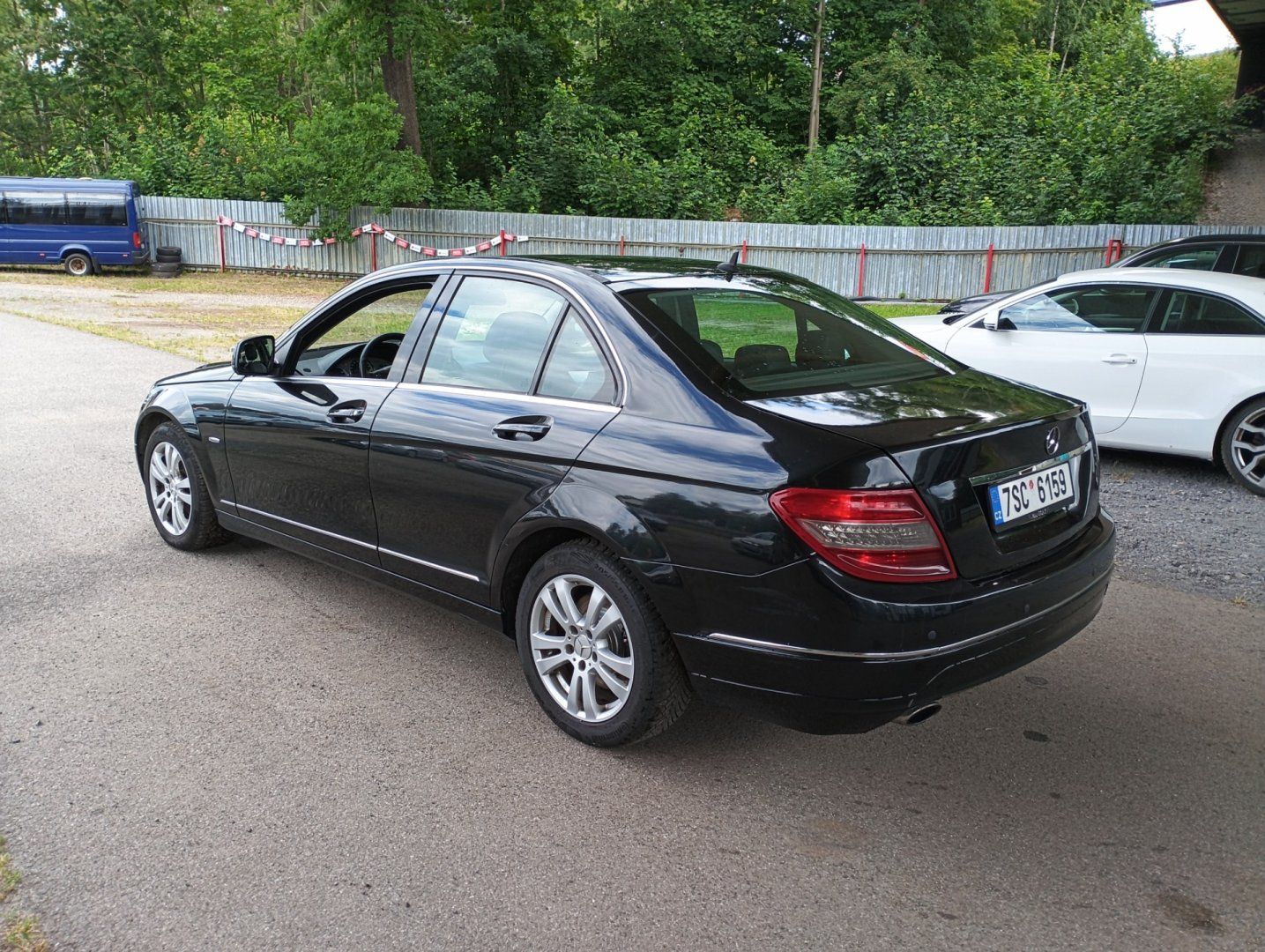 Mercedes-Benz Třídy C, 200 CDi - fotka 4