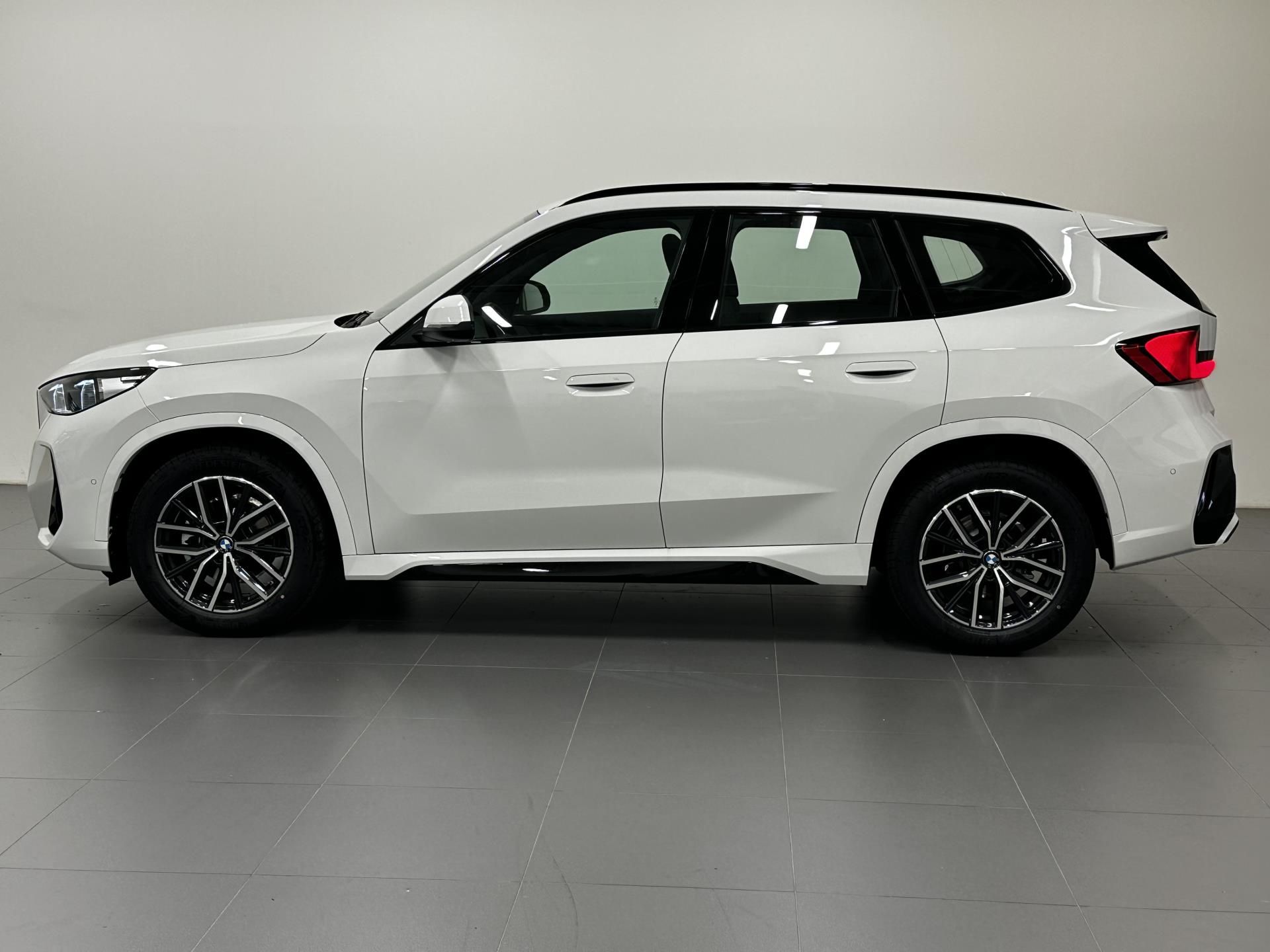 BMW X1, X1 sDrive 18i - fotka 2