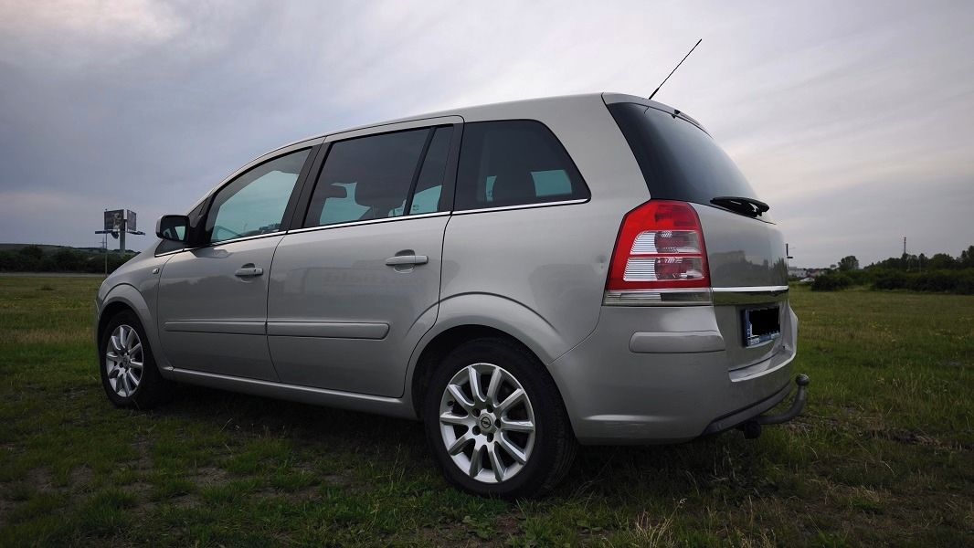 Opel Zafira, 1.7 CDTi,tažné,7míst,2xalu,STK - fotka 3