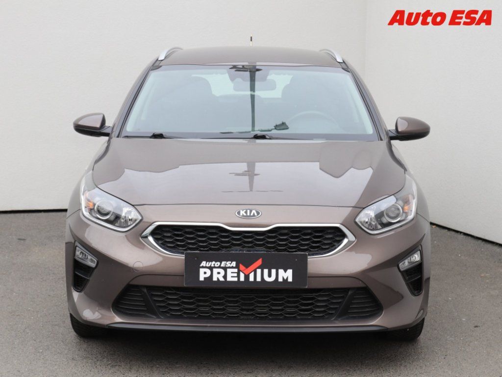 Kia Cee´d, 1.4 T-GDi,navi - fotka 2