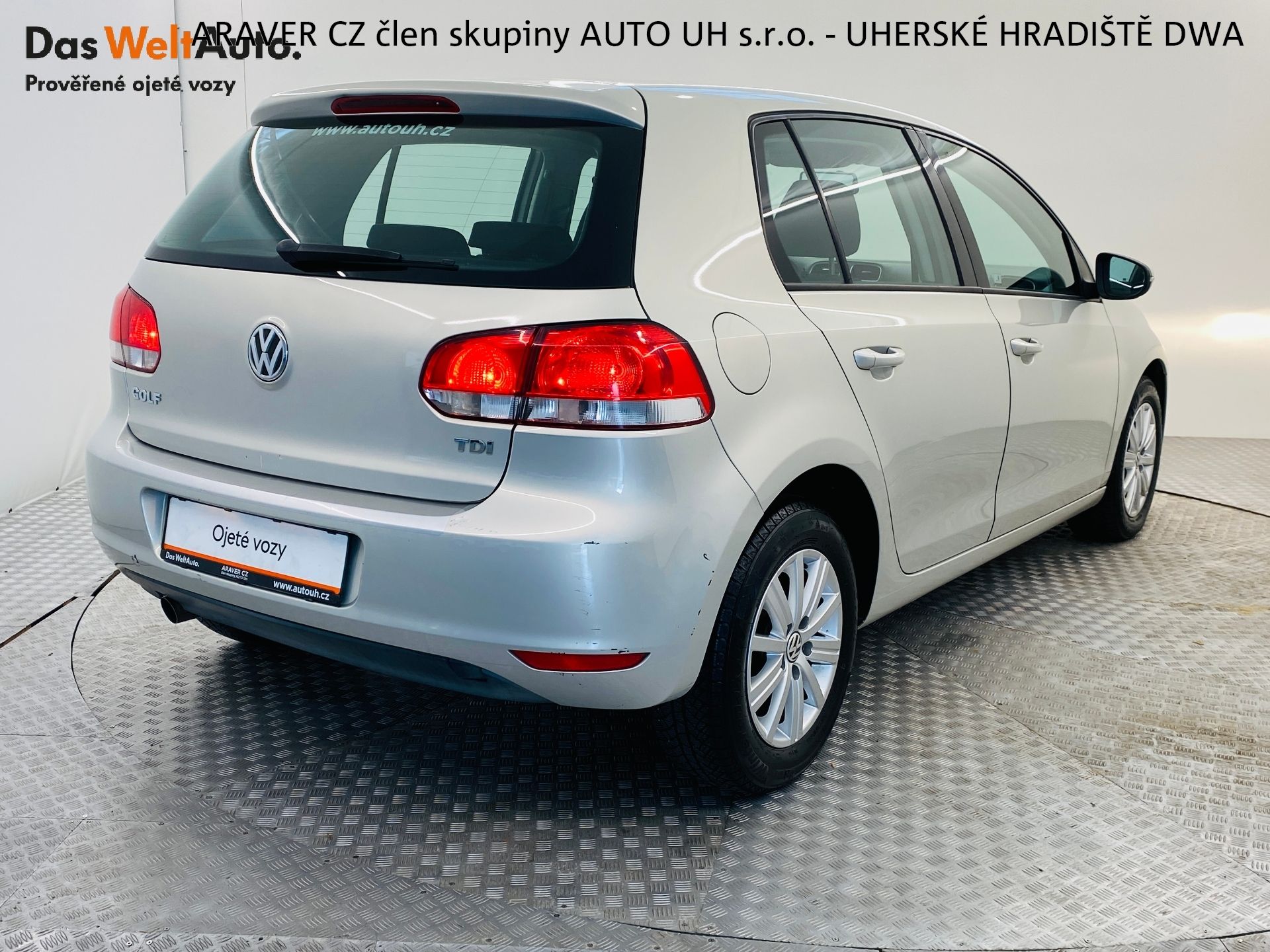 Volkswagen Golf, 1.6 TDI 77kW - fotka 2