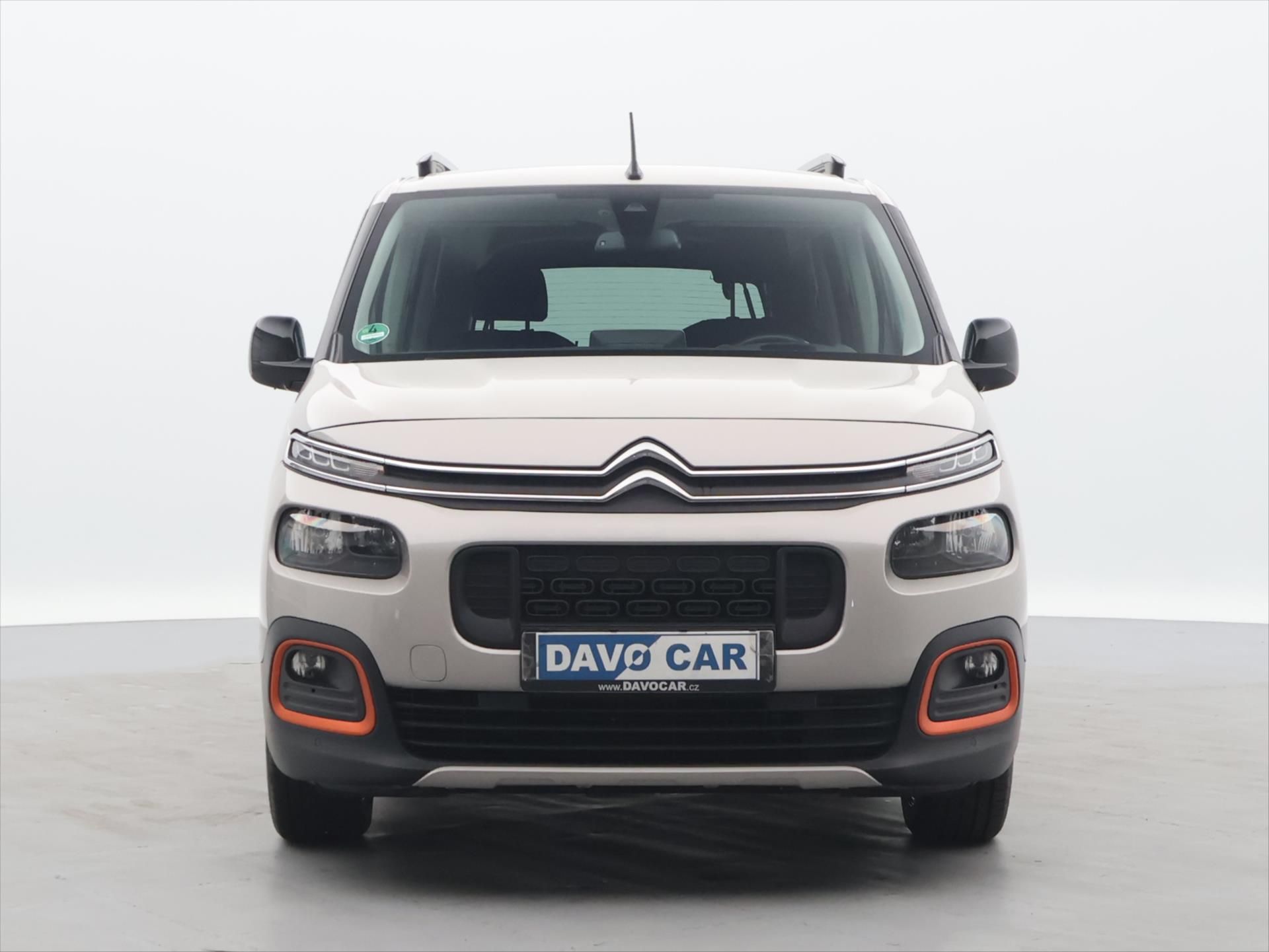 Citroën Berlingo, 1,5 BlueHDI 96kW Shine XL CZ - fotka 2