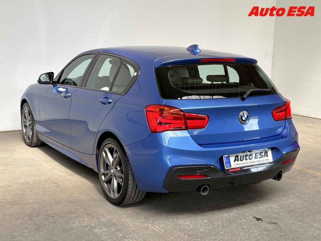 BMW Řada 1, 3.0 - fotka 6