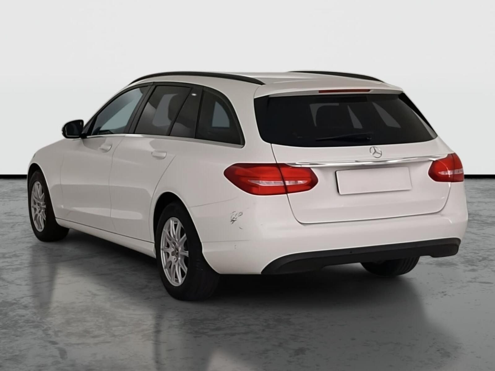Mercedes-Benz Třídy C, 180, Automat, Kůže, Navi - fotka 4