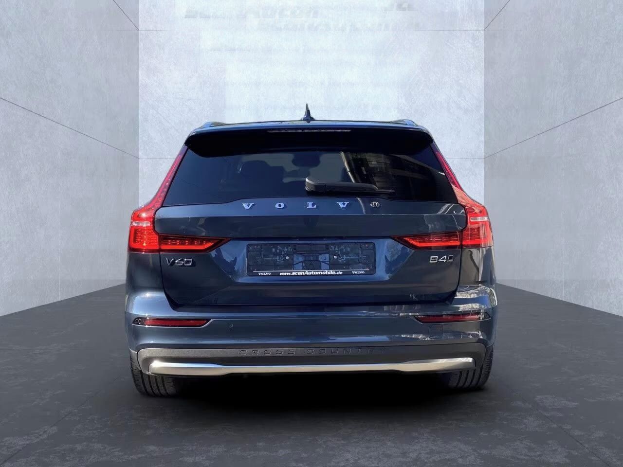 Volvo V60, Cross Country 2.0 CC Plus AWD - fotka 6