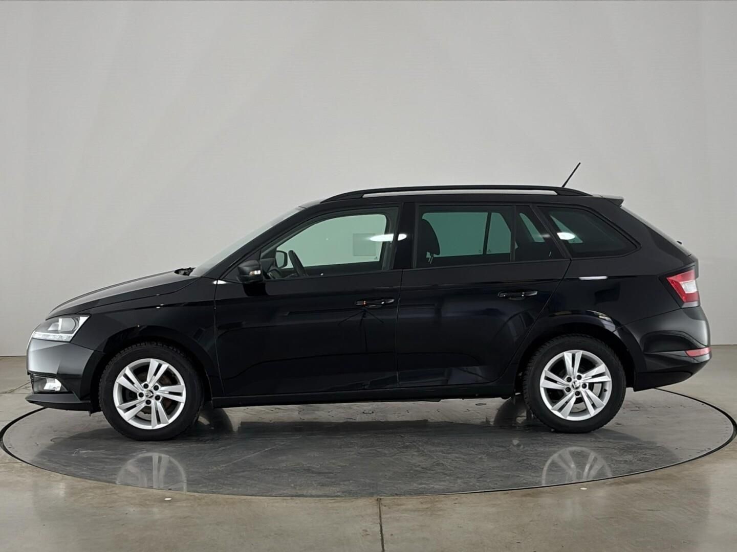 Škoda Fabia, 1.0 TSI / 70 kW Ambition - fotka 3