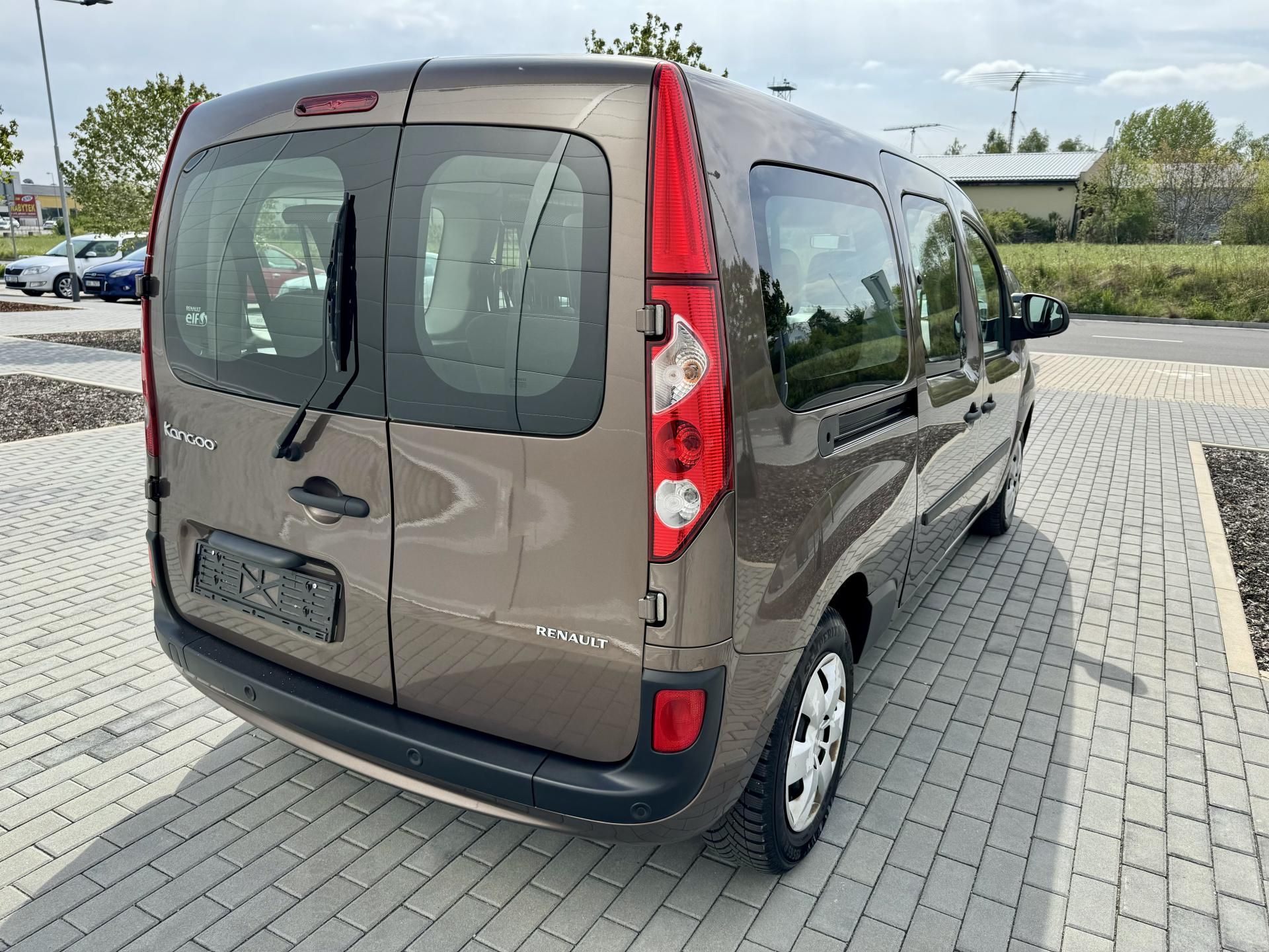 Renault Kangoo, 1.5 dCI GRAND 7 míst - fotka 6