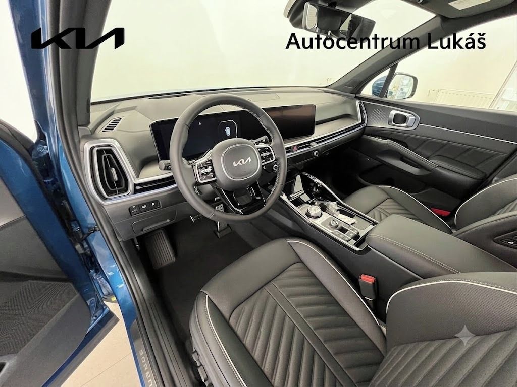 Kia Sorento, skladový vůz k odběru, 5 míst - fotka 5