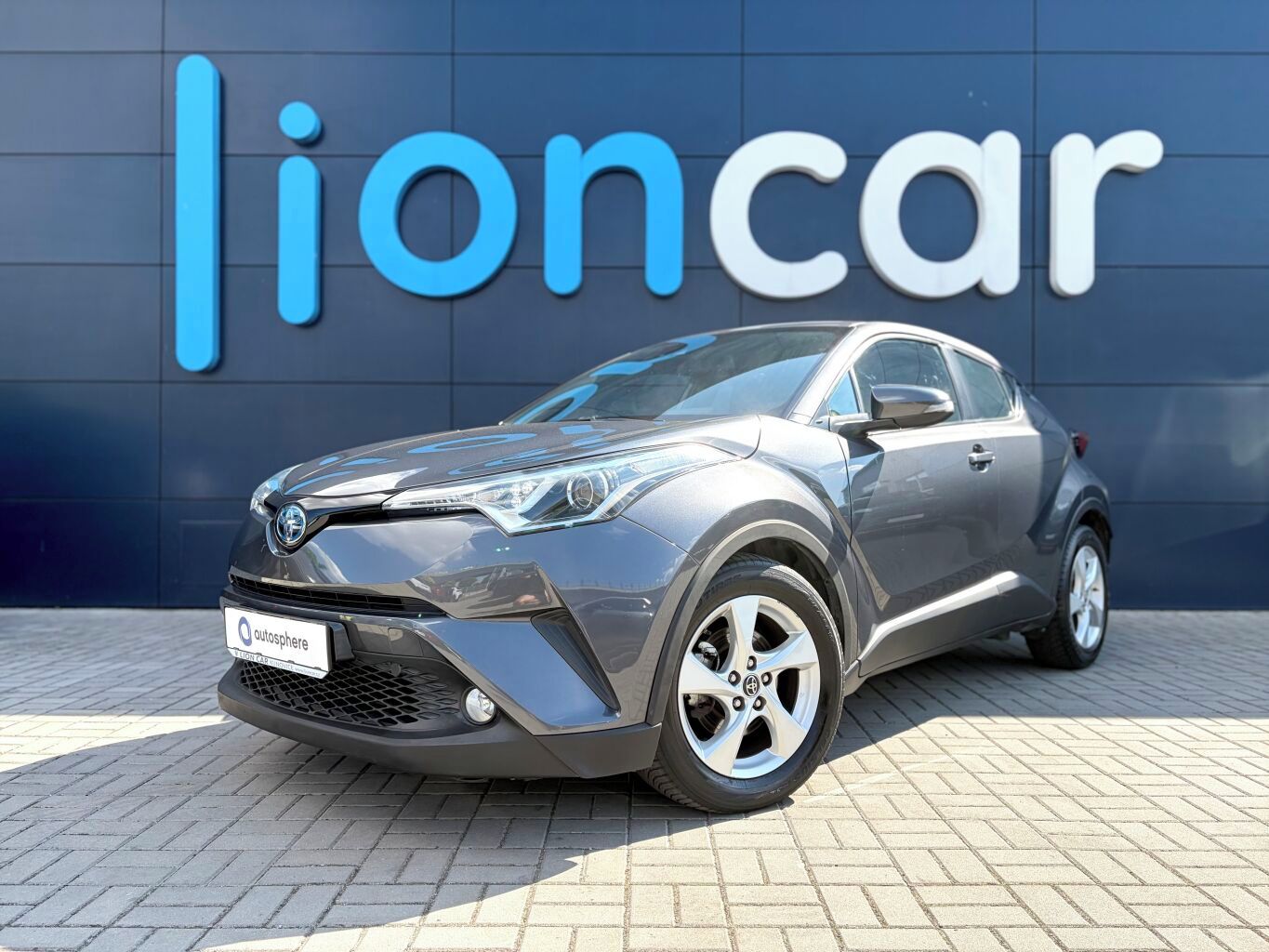 Toyota C-HR, 1.8 Hybrid 90 kW Dynamic CVT, - fotka 3