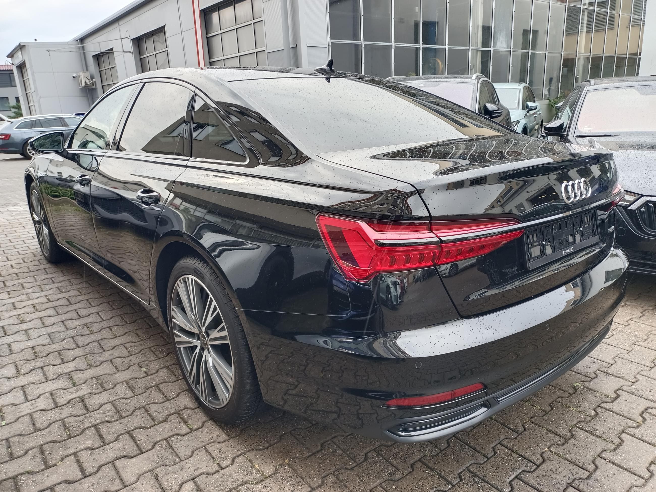 Audi A6, 2.0 TFSI 195kW 4x4 Matrix Led - fotka 4