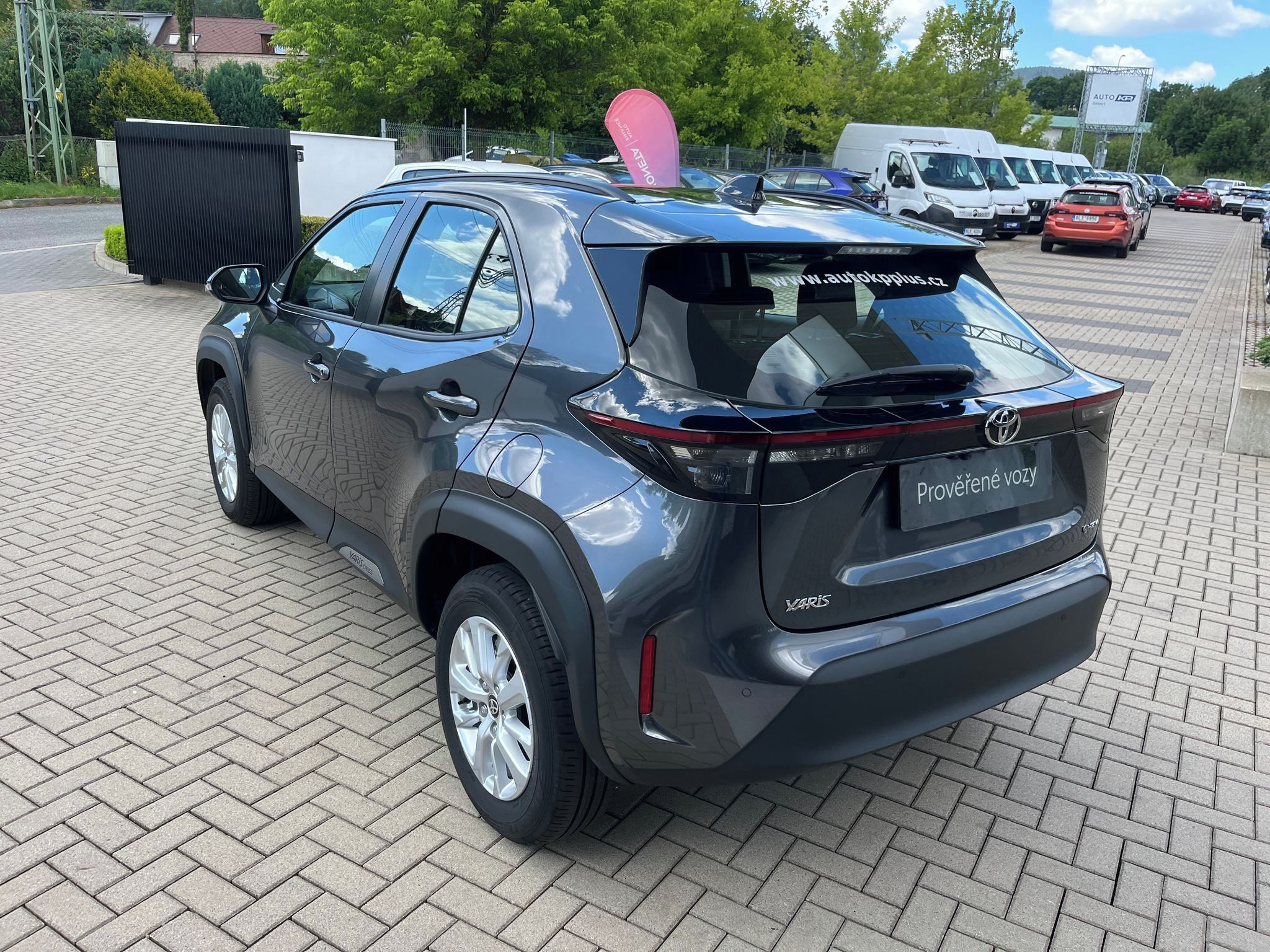 Toyota Yaris Cross, 1.5 Hybrid e-CVT Comfort - fotka 4