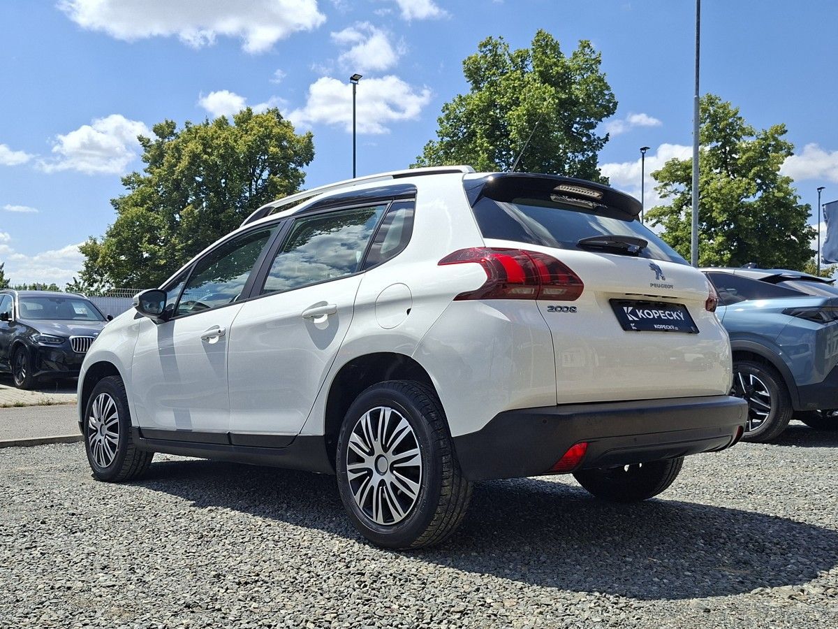 Peugeot 2008, 1,2 PT 130k M6 2.MAJ - fotka 3