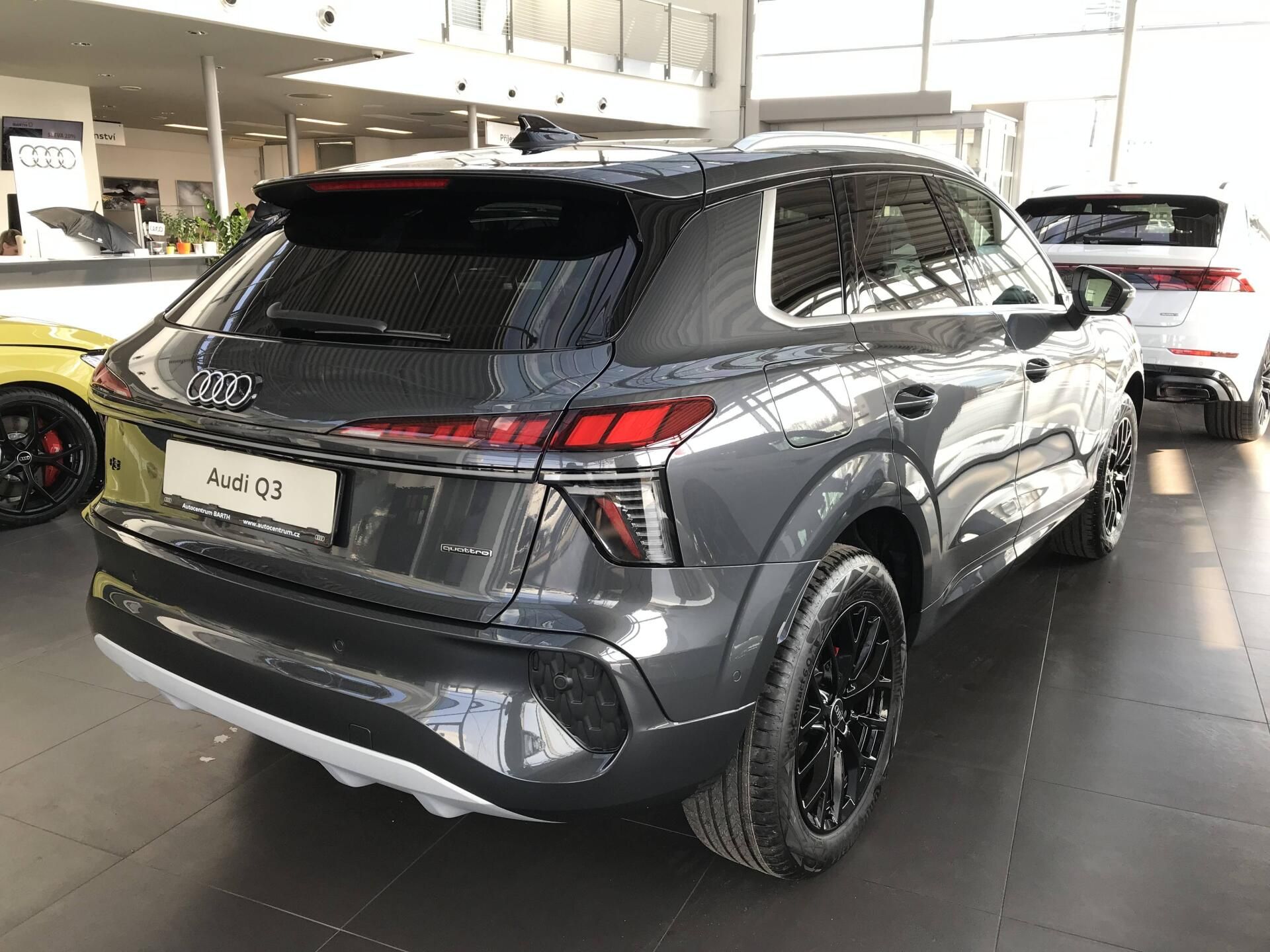 Audi Q3, quattro ST7 2,0TFSI - fotka 3