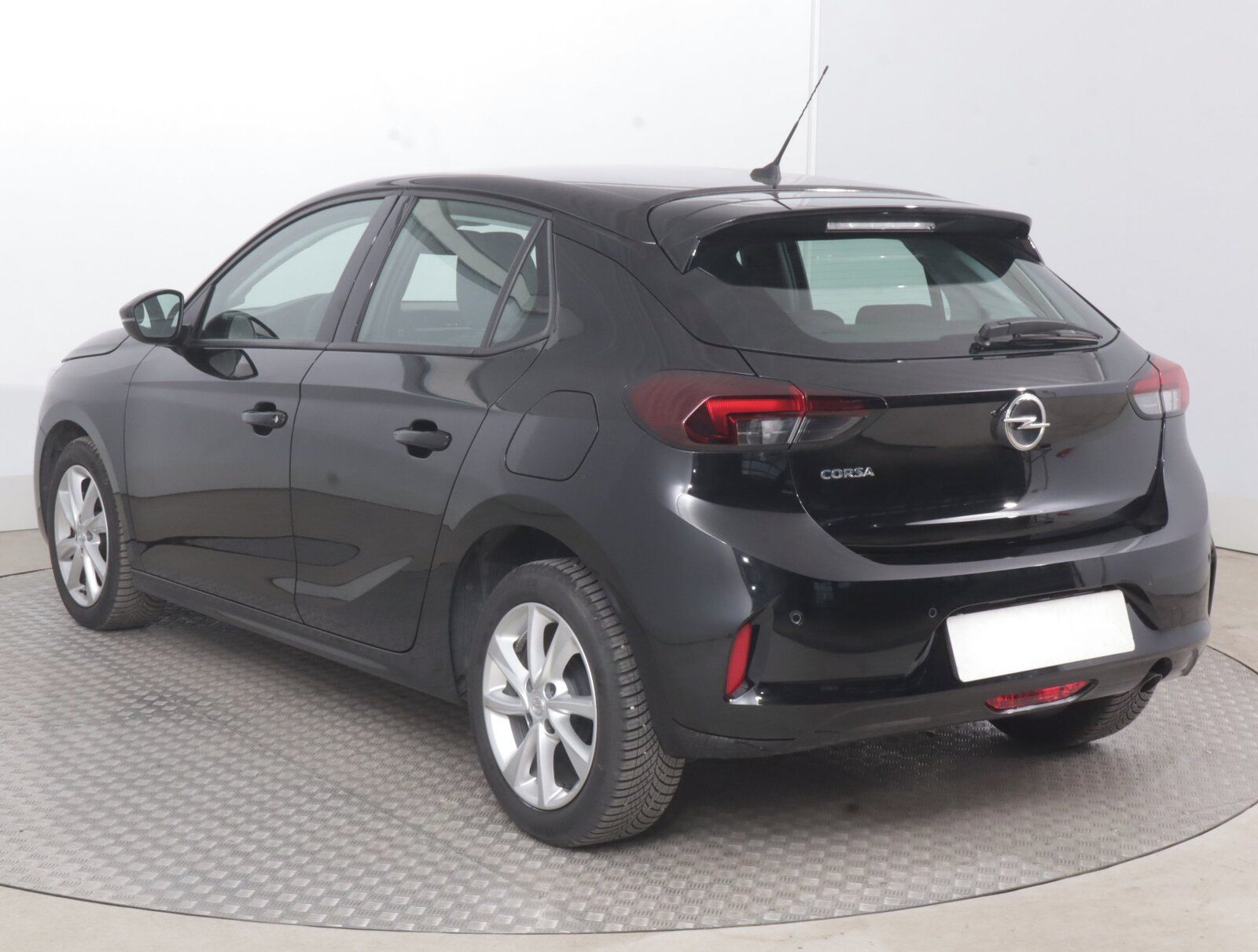 Opel Corsa, 1.2 Turbo, Navi, Klima - fotka 4