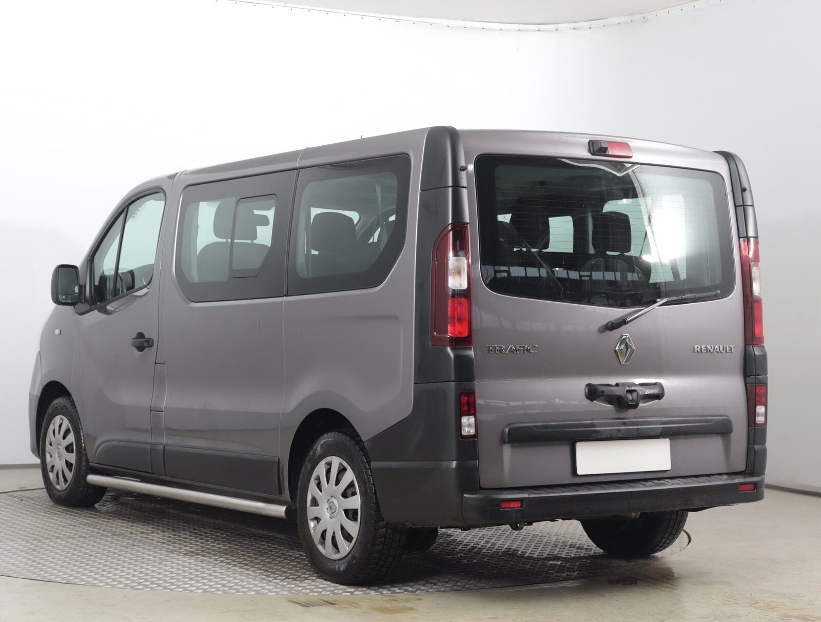 Renault Trafic, 2.0 dCi, Bus, 9Míst, Klima - fotka 4