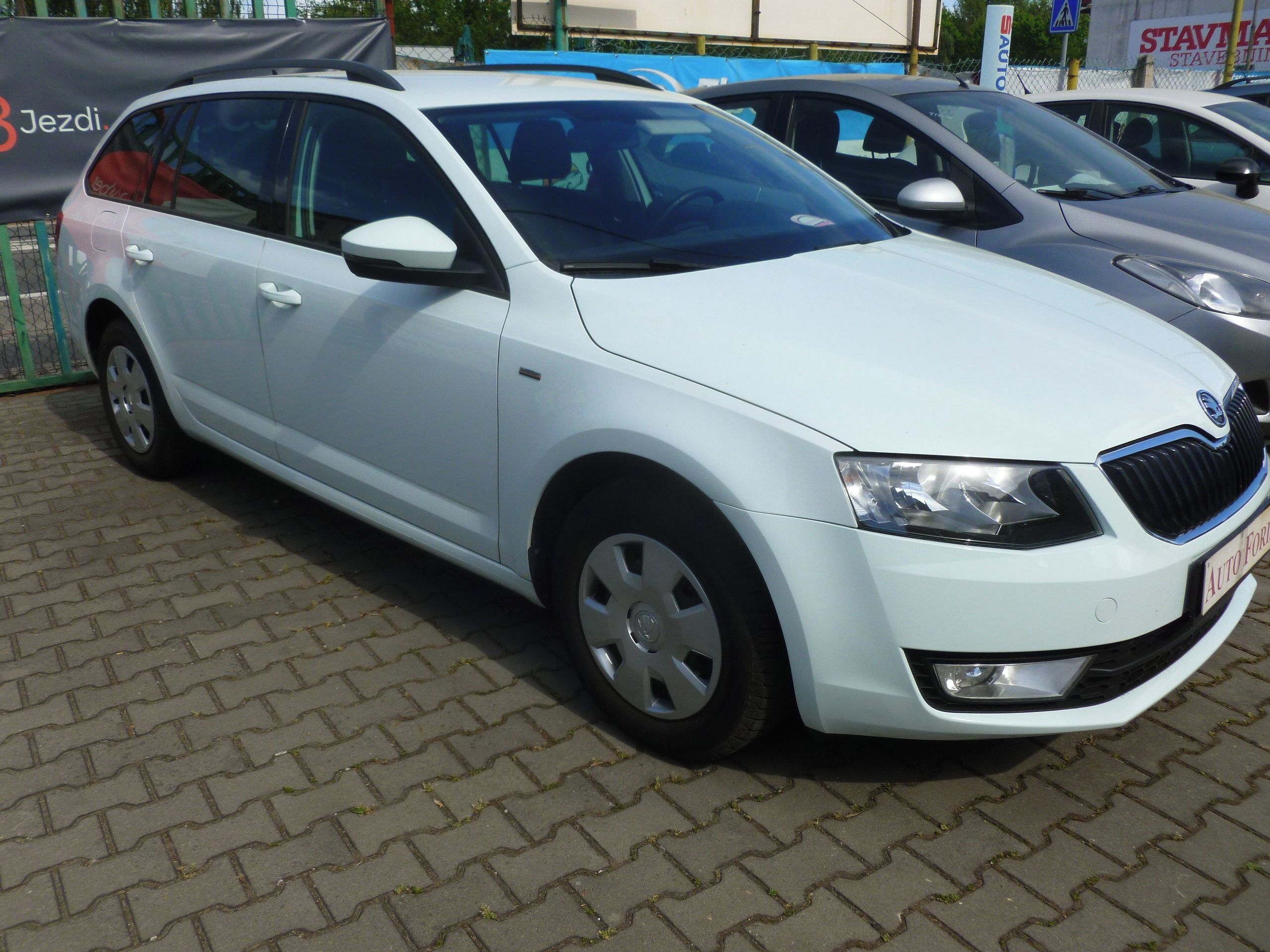 Škoda Octavia, TSI NAVIGACE/DIGI KLIMA - fotka 4