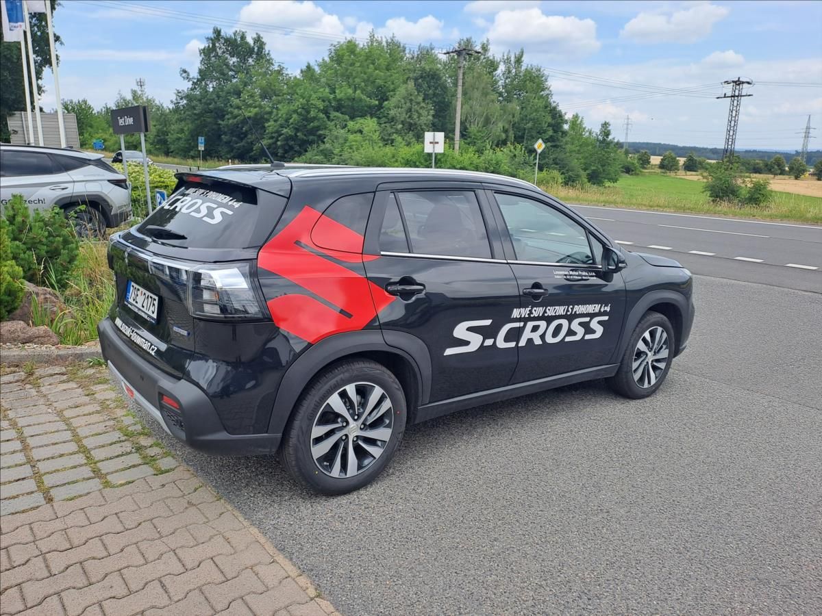 Suzuki SX4 S-Cross, 1,4 Elegance AllGrip MY25 - fotka 5