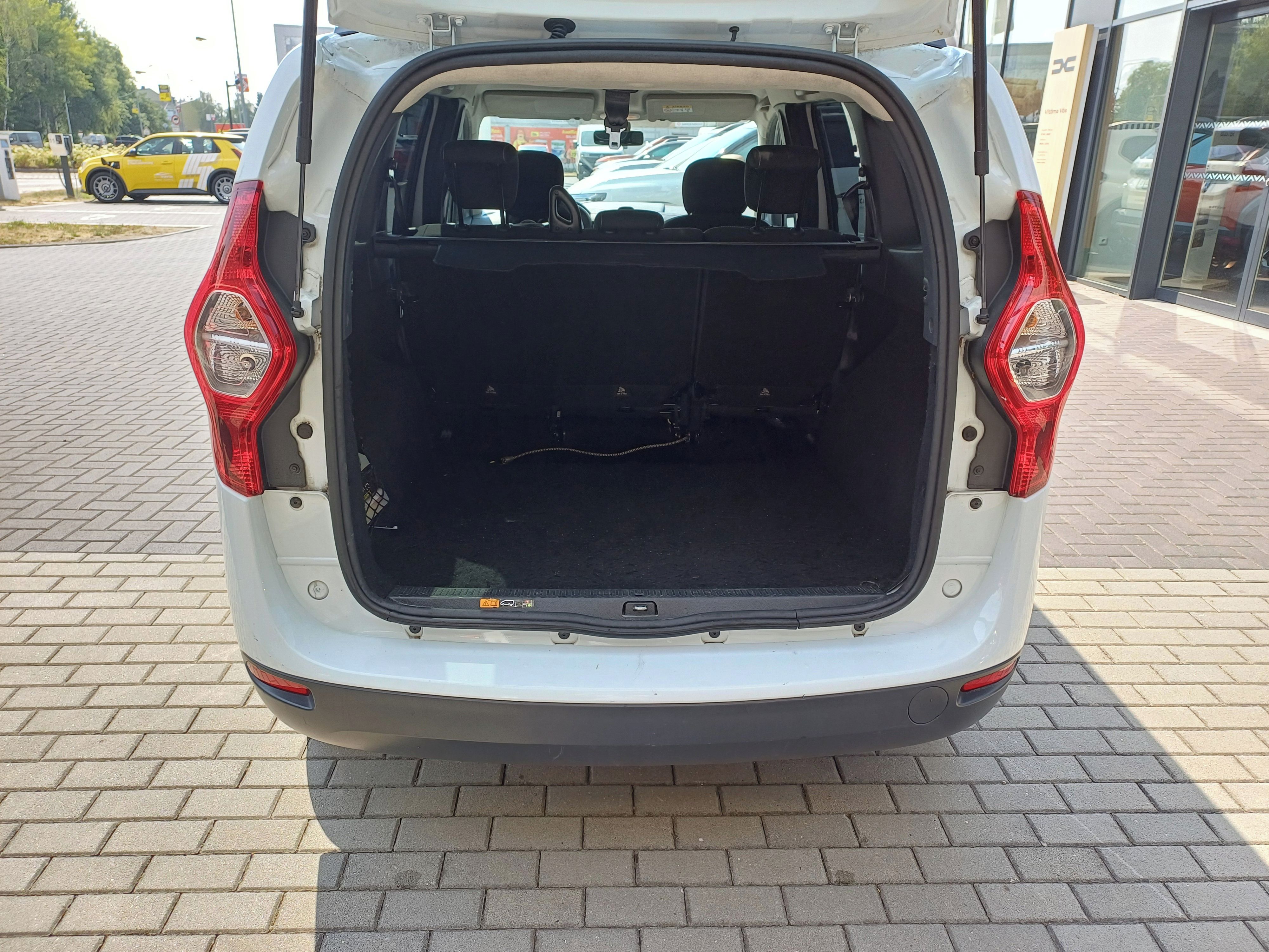 Dacia Lodgy, Blue dCi 115 Arctica 5 míst - fotka 6