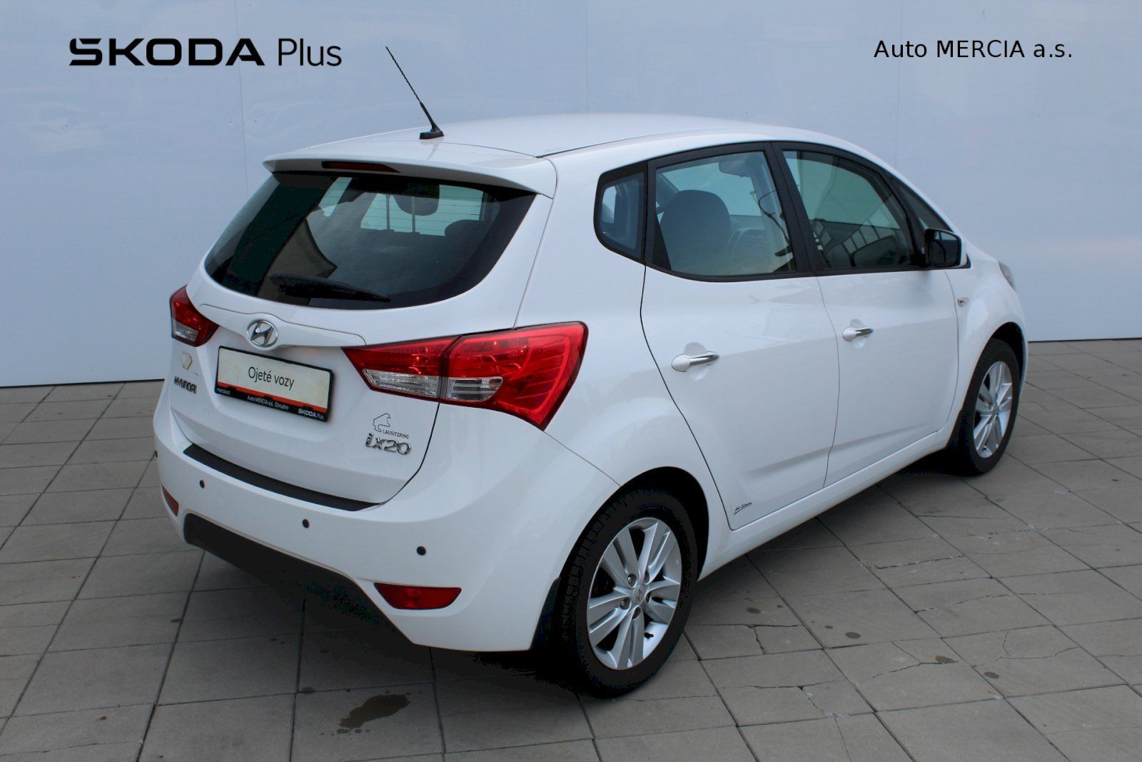 Hyundai ix20, 1,6  91kw - fotka 2