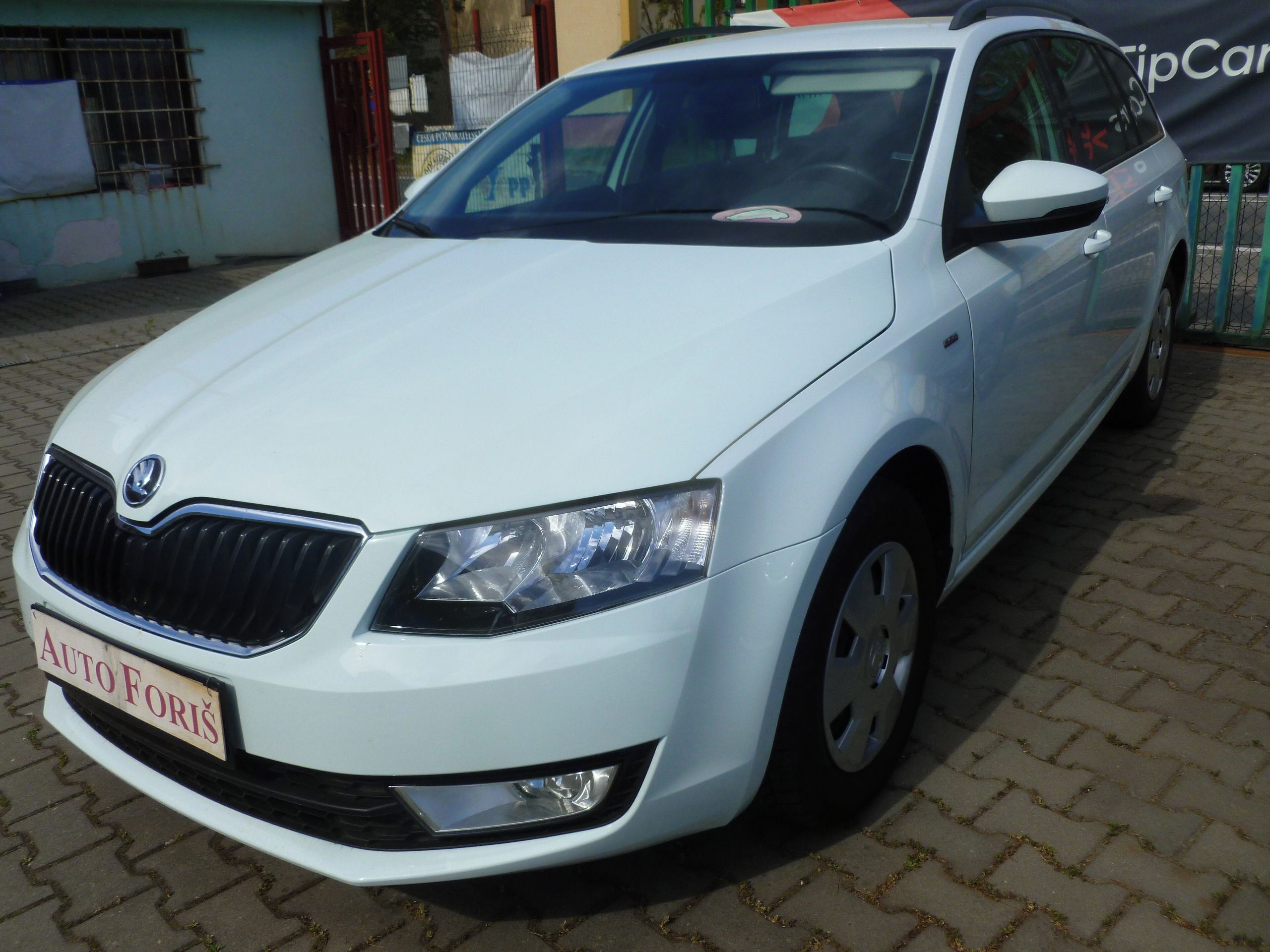 Škoda Octavia, TSI NAVIGACE/DIGI KLIMA - fotka 2
