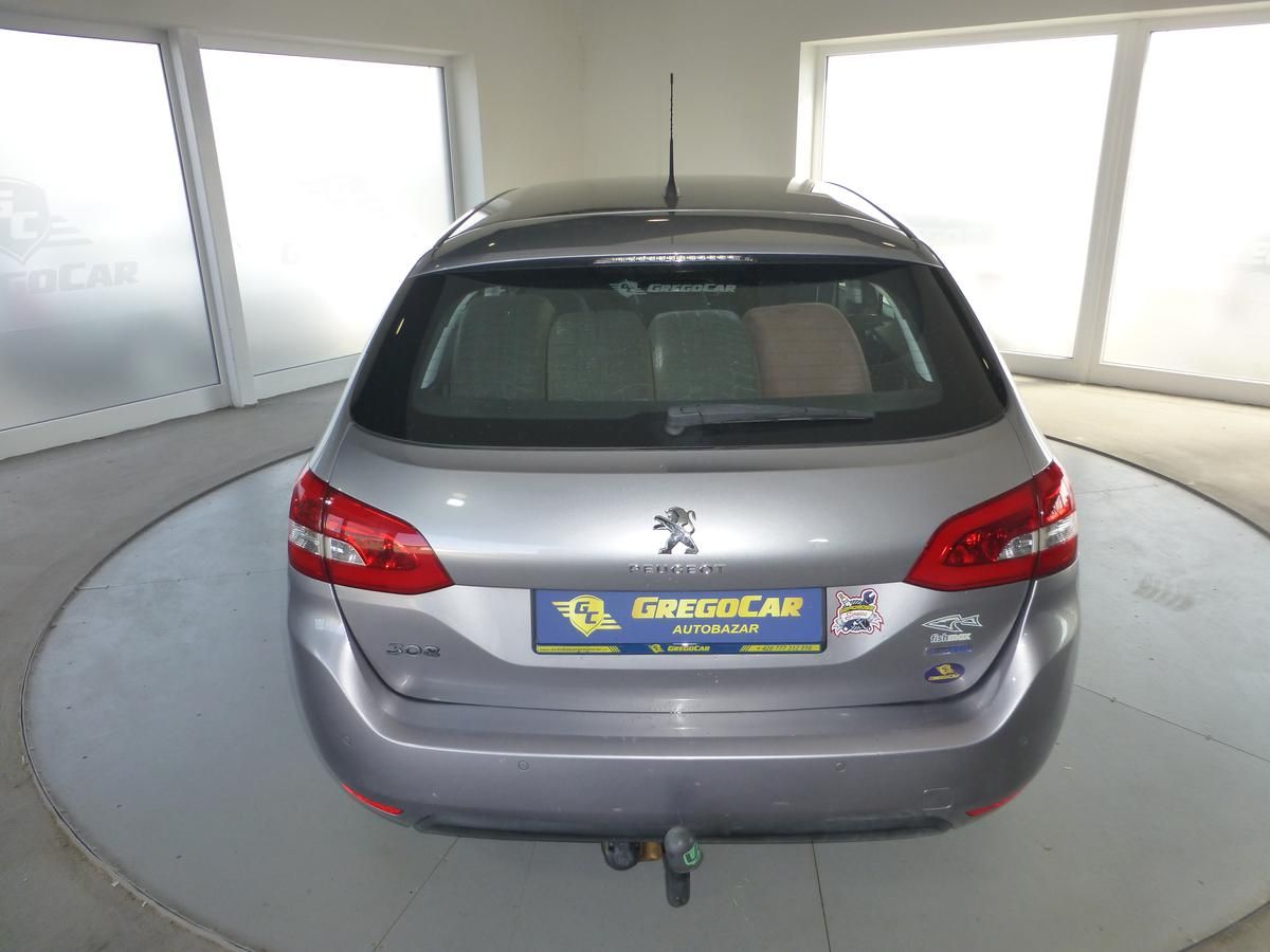 Peugeot 308, 1,6HDI*NAVIGACE**PARKS**TAŽNÉ - fotka 6