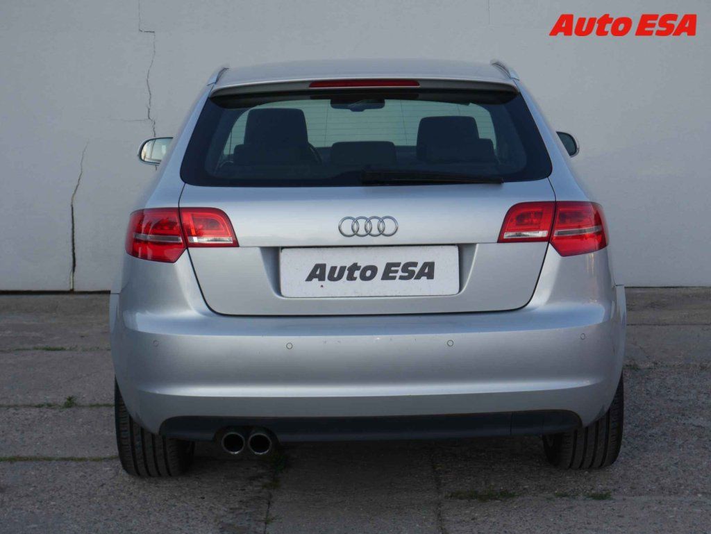 Audi A3, 2.0 TDi Sportback - fotka 5