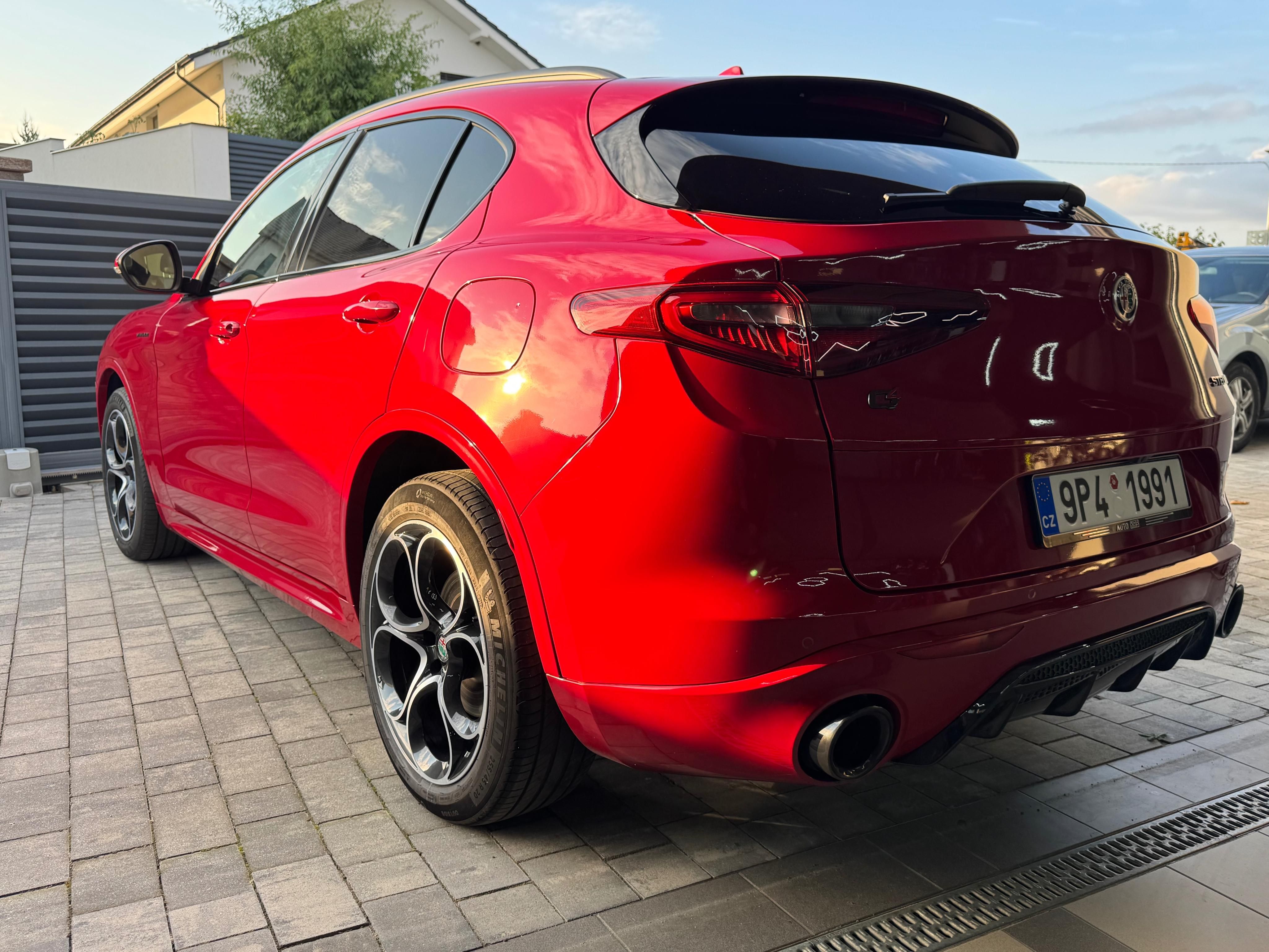 Alfa Romeo Stelvio, Super (Veloce) 280k Q4 - fotka 6
