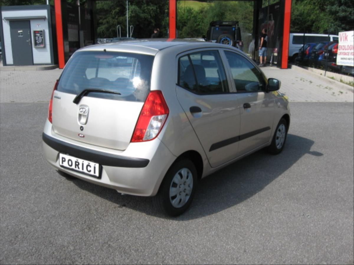 Hyundai i10, 1,1 - fotka 6