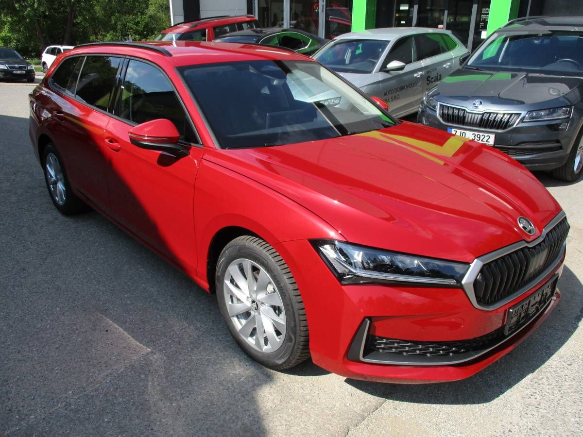 Škoda Superb, Combi Selection 2,0TDI 110kW D - fotka 3