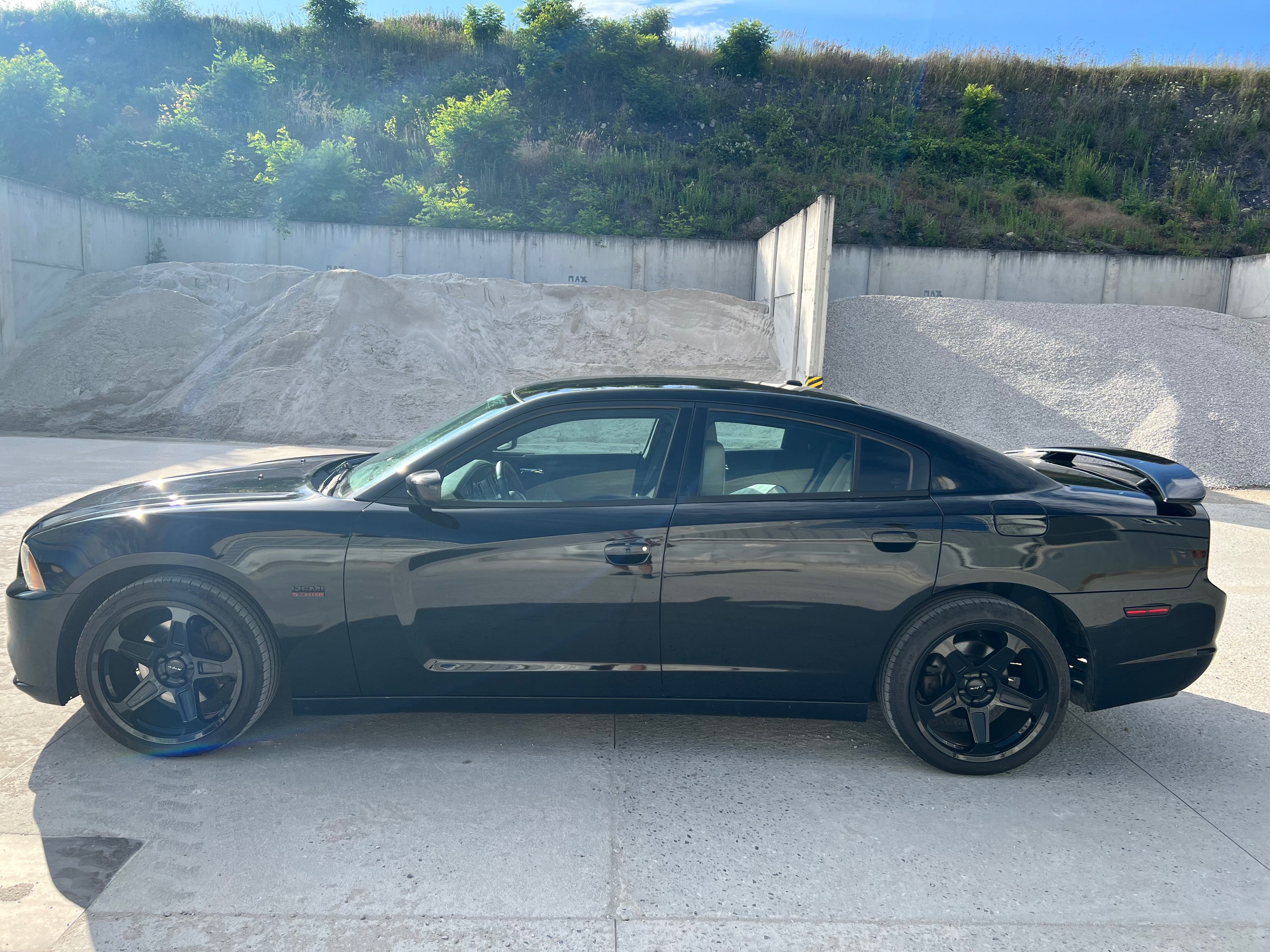 Dodge Charger, 5.7 HEMI - fotka 5
