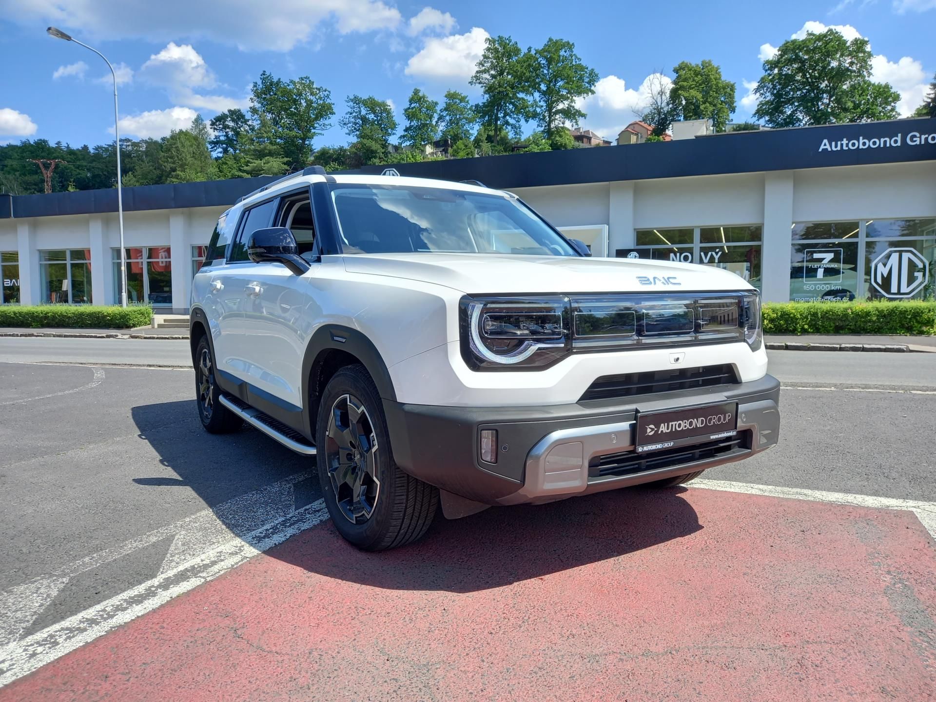 BAIC BJ30, ALL IN 1.5T 209kW HEV 4x4 - fotka 3