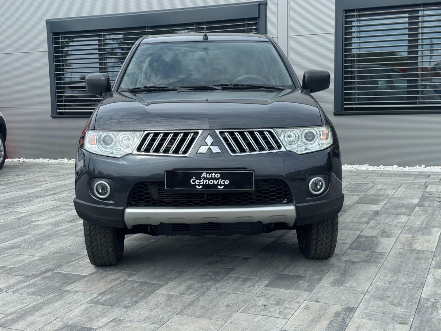 Mitsubishi L200, 2.5 DI-D 100KW 4WD HARDTOP - fotka 2