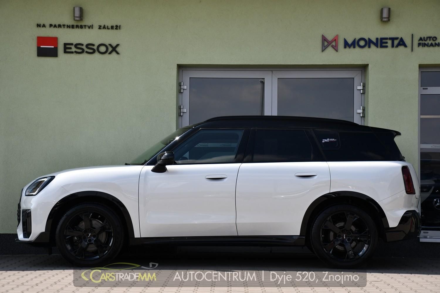 Mini Countryman, D 2,0D JCW ČR 1.MAJ - fotka 2