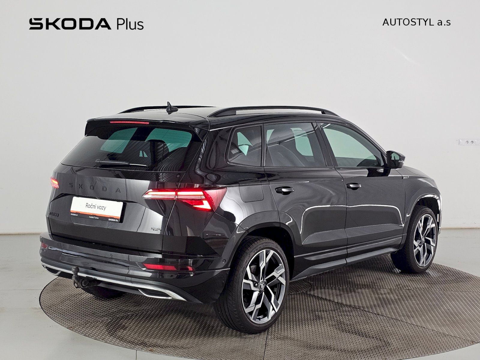 Škoda Karoq, 2.0TSi 140kW 4X4 SPORTLINE TAŽ - fotka 2