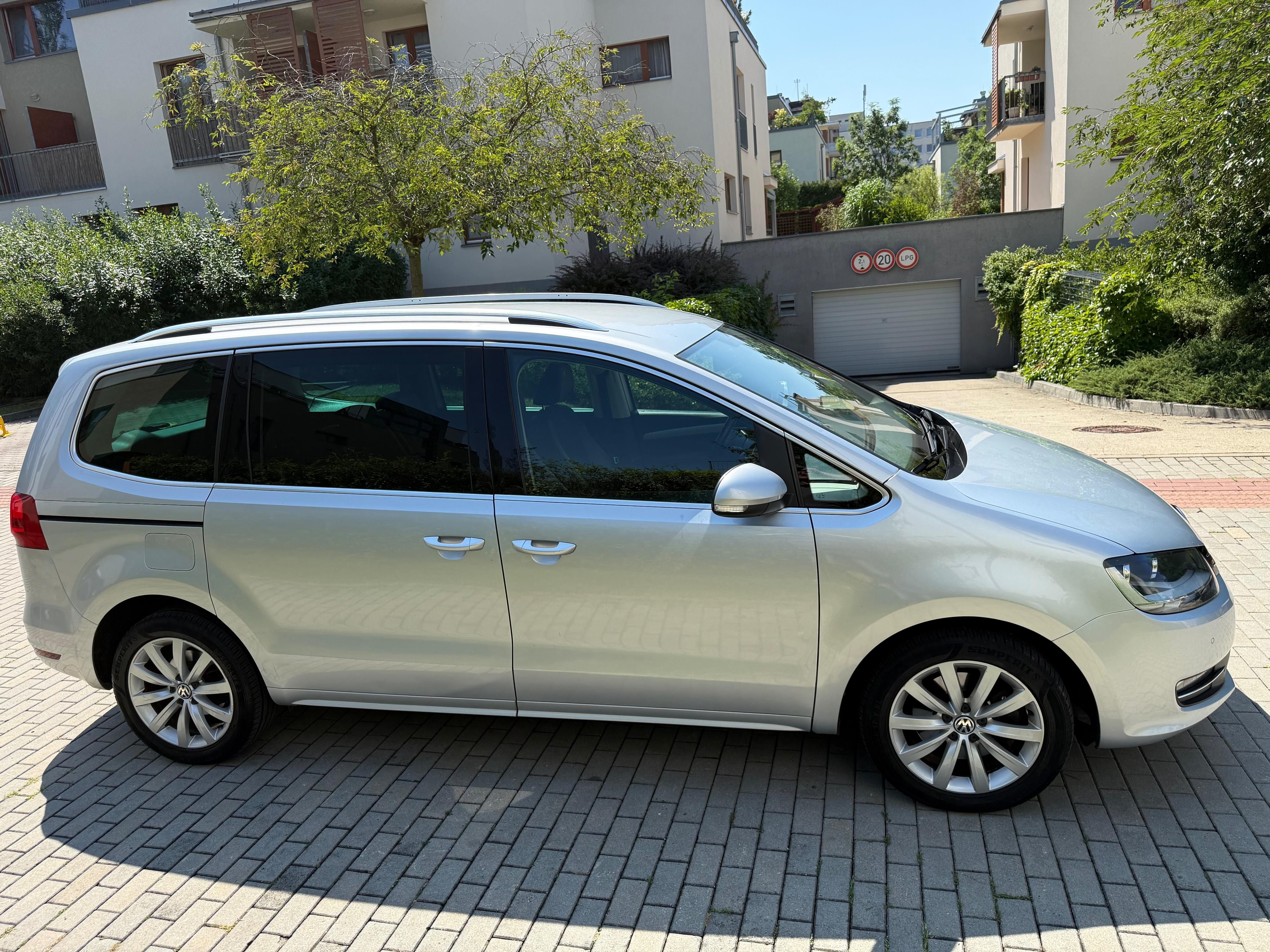 Volkswagen Sharan, 2,0 TDi DSG Aut. Rozvody Serv. - fotka 4