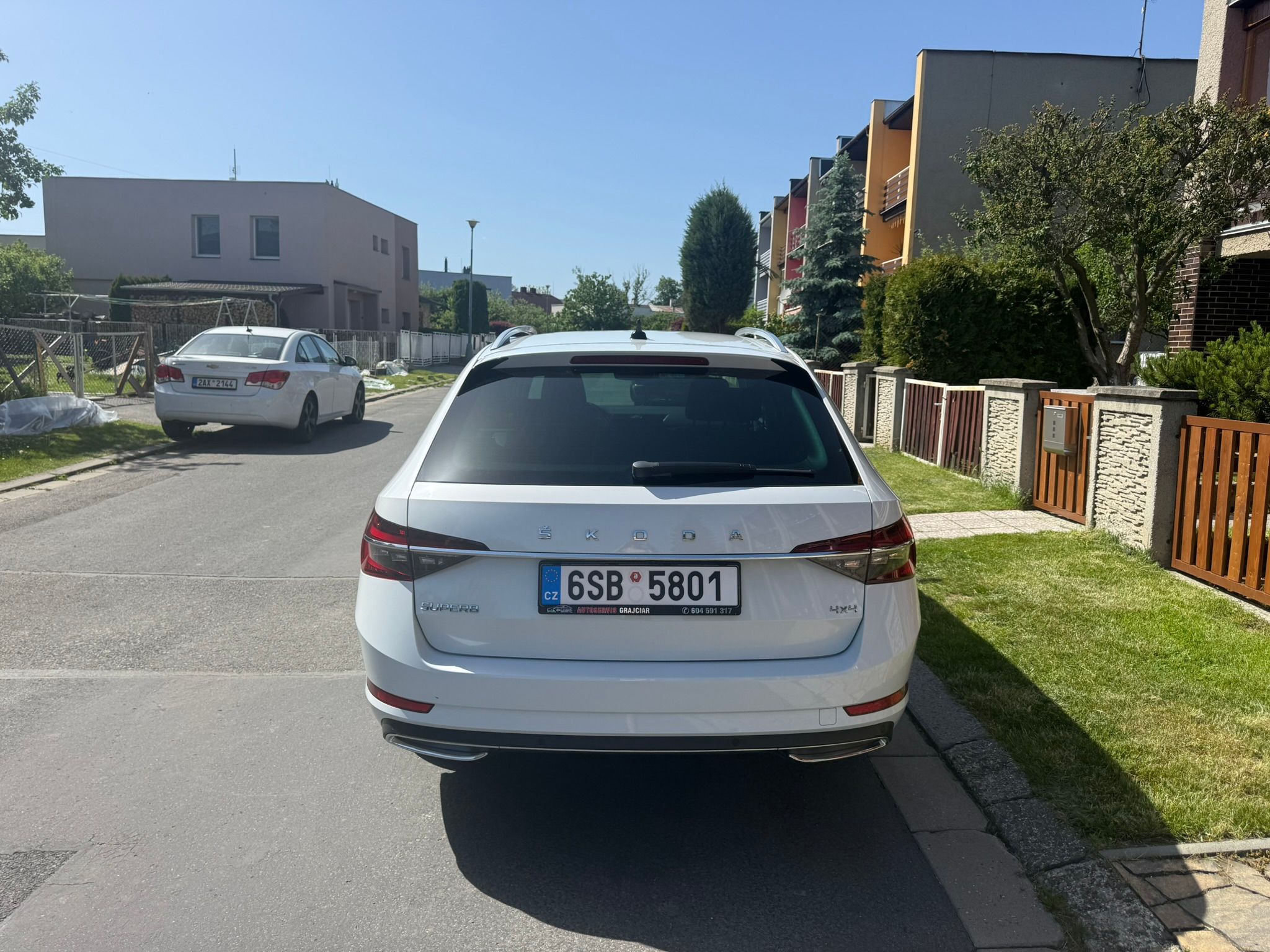 Škoda Superb, 2,0TDi 147kW 4x4 L&K ZARUKA TZ - fotka 4